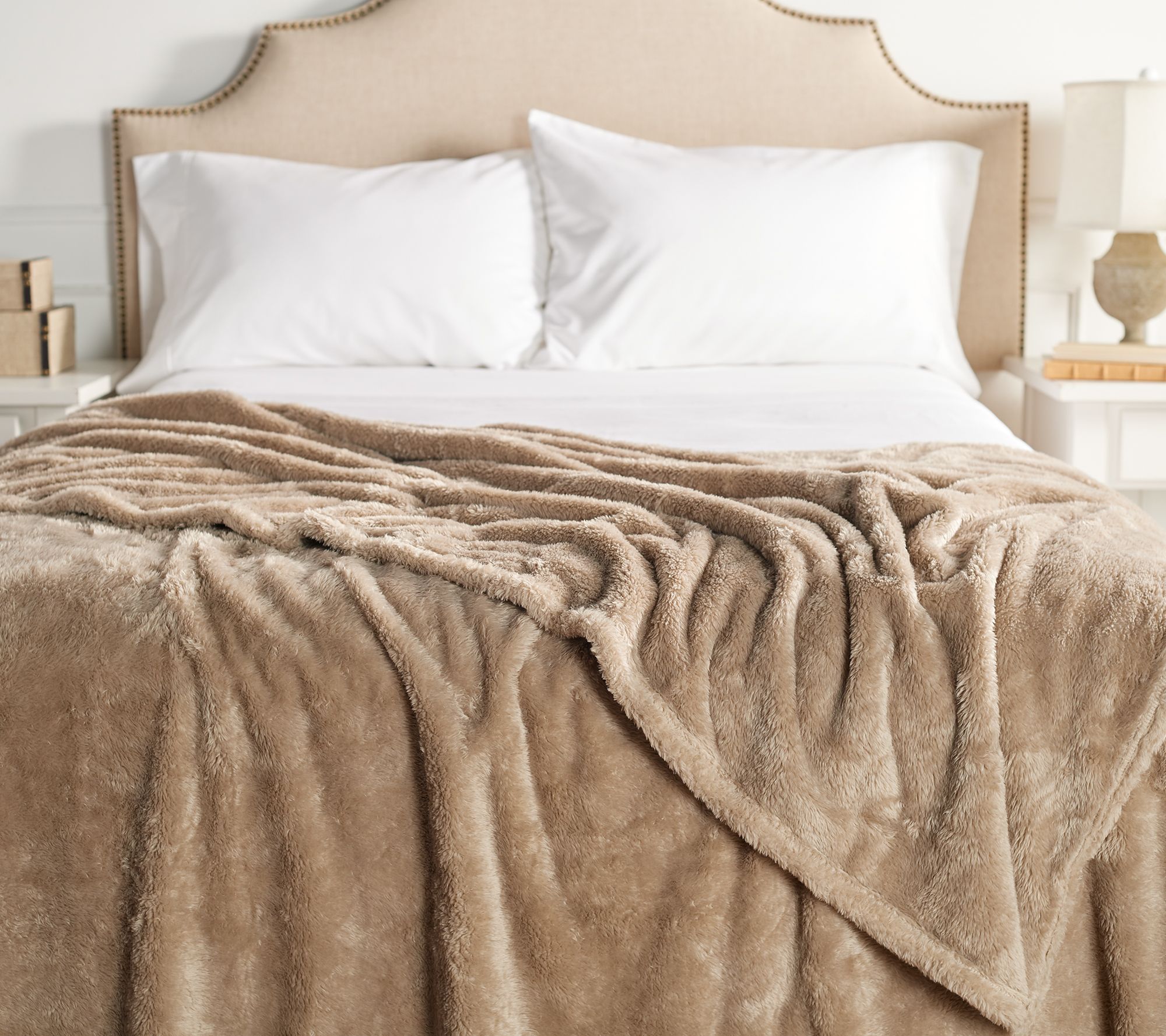 Berkshire Blanket Queen Fluffie Blanket