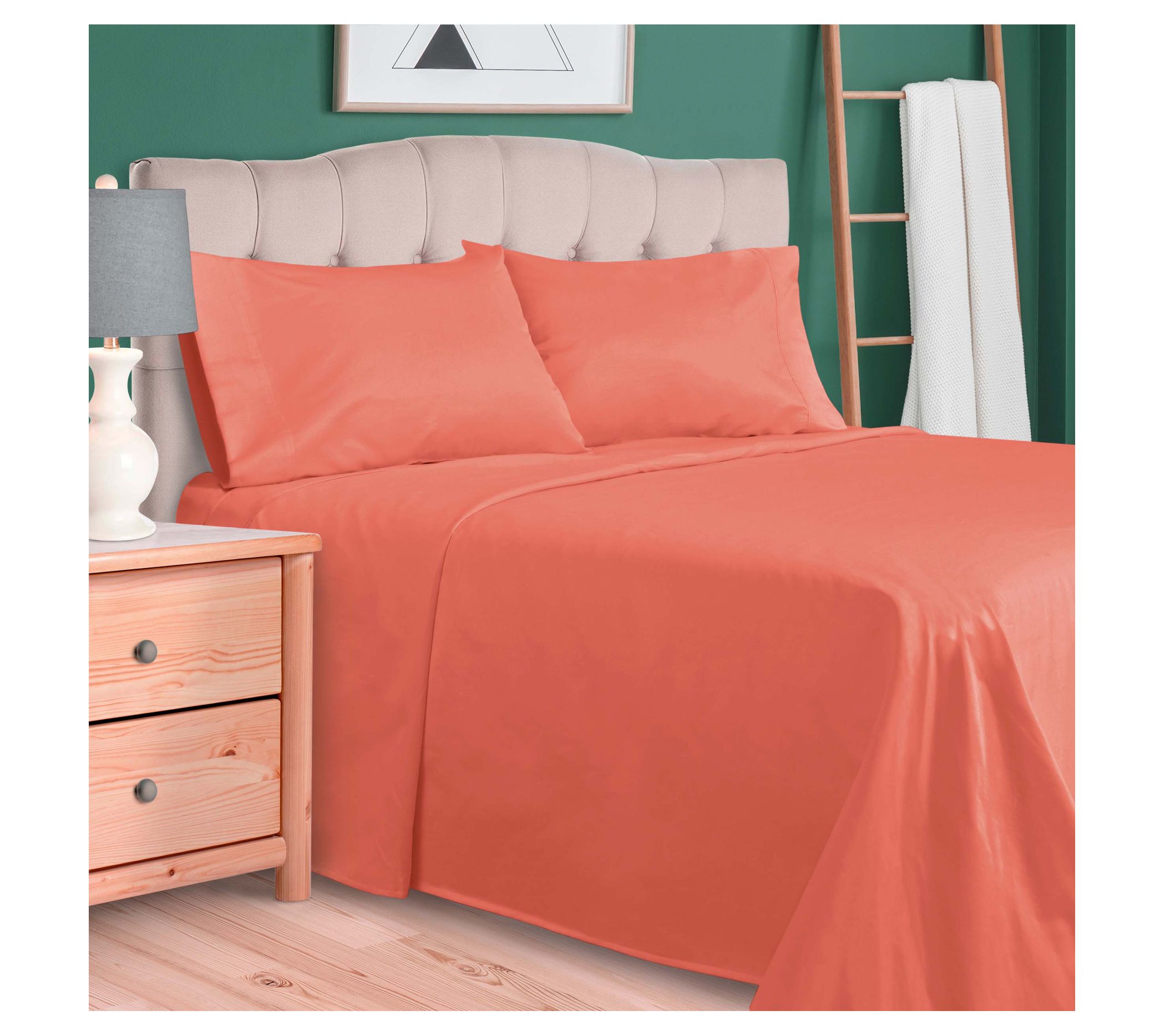 Superior 700 Eg yptian Cotton S olid Deep Pocke t Sheet Set, QN