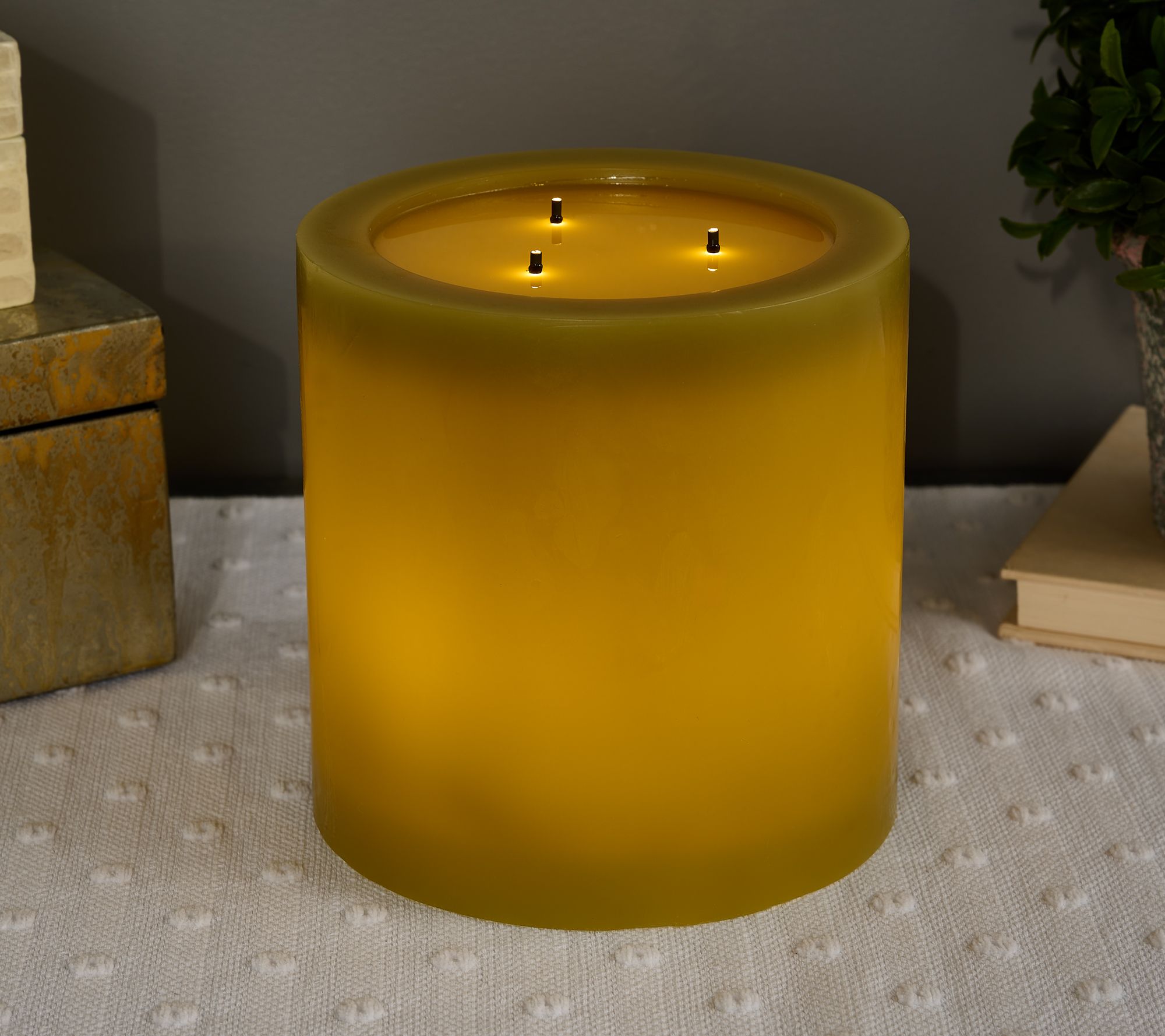 "As Is" Bethlehem Light Triple Wick Flameless Jumbo Pillar