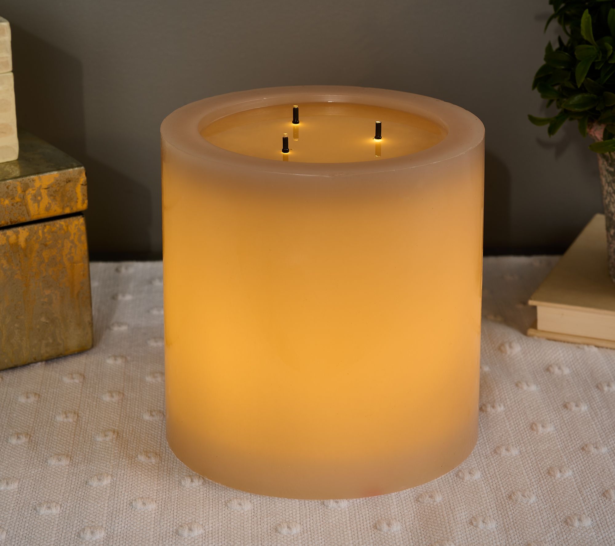 "As Is" Bethlehem Light Triple Wick Flameless Jumbo Pillar