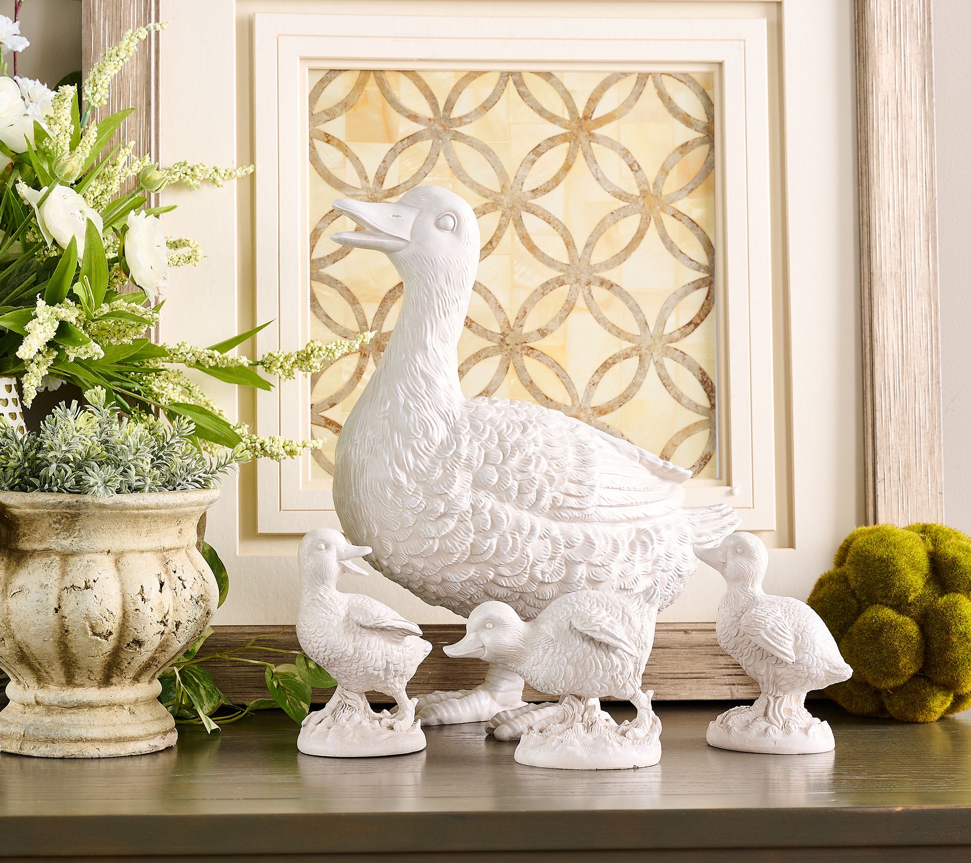 4-Piece Indoor/Outdoor Garden Friends Family by Valerie