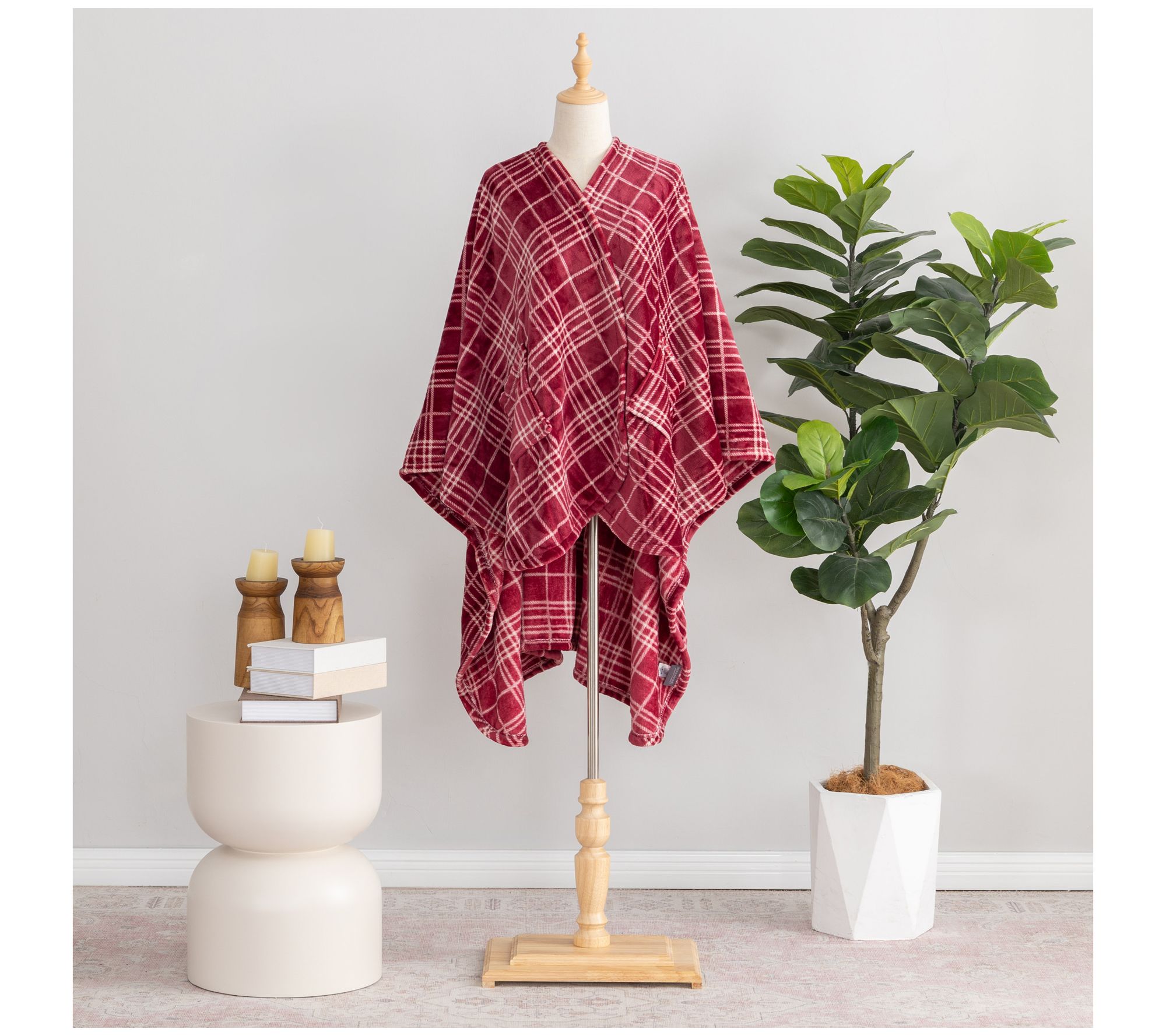 "As Is" Berkshire Rawlings Plaid VelvetsoftPlush Wearable Throw