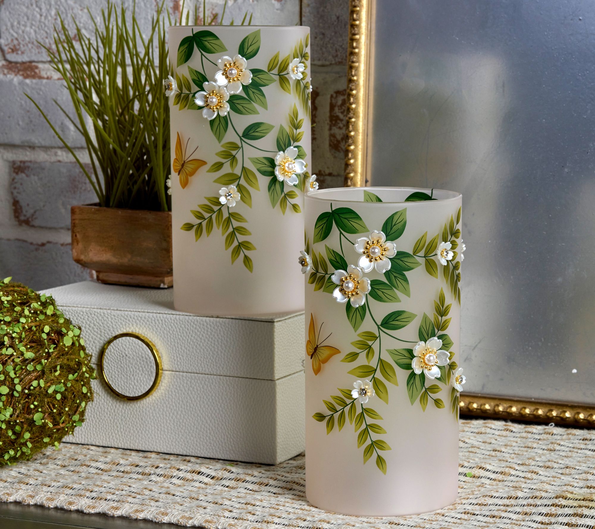 "As Is" Set of (2) 8" Illuminated Hurricanes with Pearl Flowers