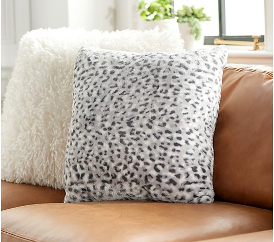 Berkshire 18" Luxe Velvetsoft Decorative Pillow