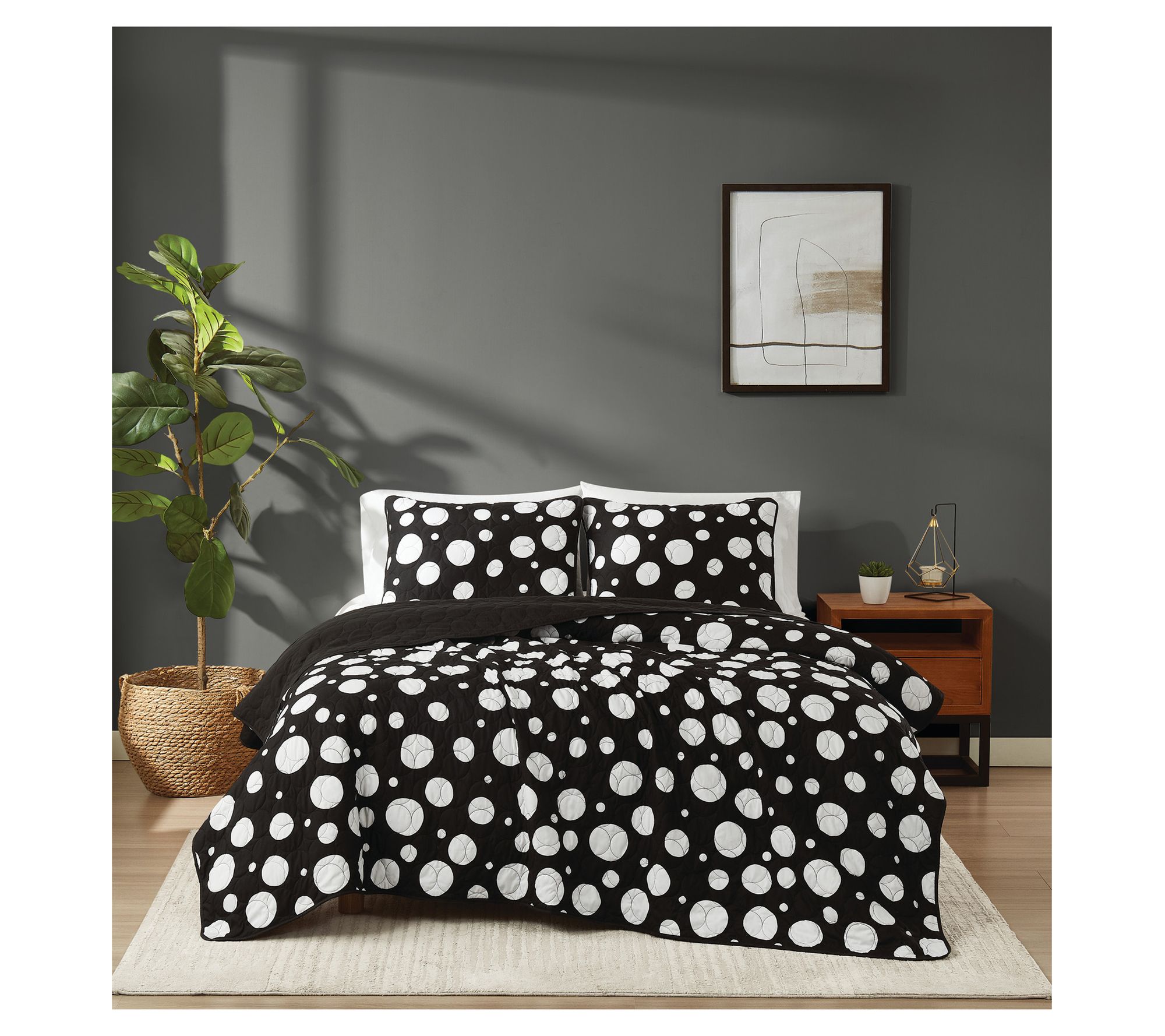 Truly Soft Sophia Dot Full/Queen 3 Piece Quiltet