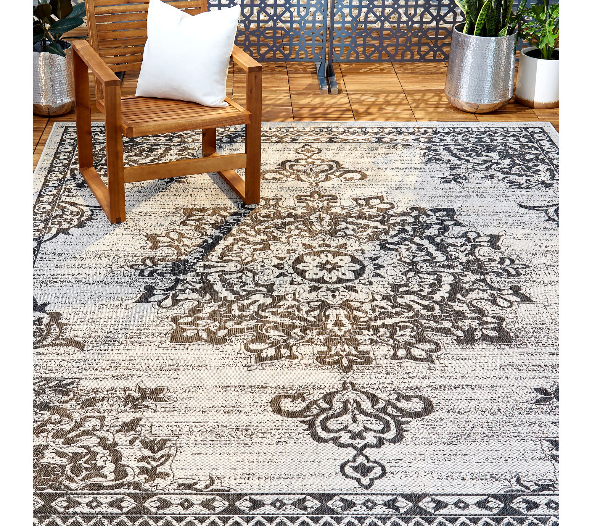 NMNY Patio Country Azalea 1x3 Indoor/Outdoor Rug - QVC.com
