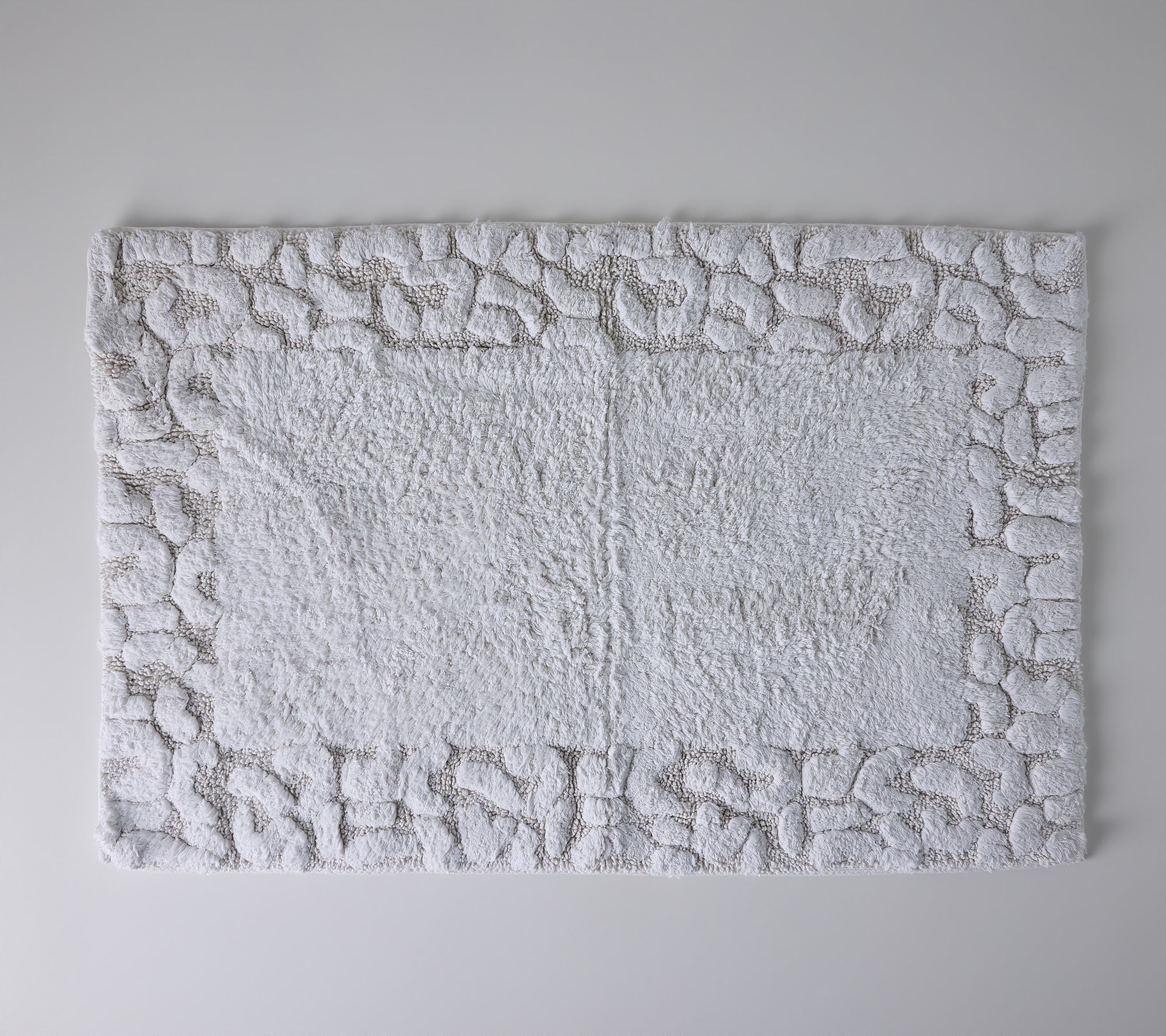 LOGO Home Hand Tufted Bath Mat
