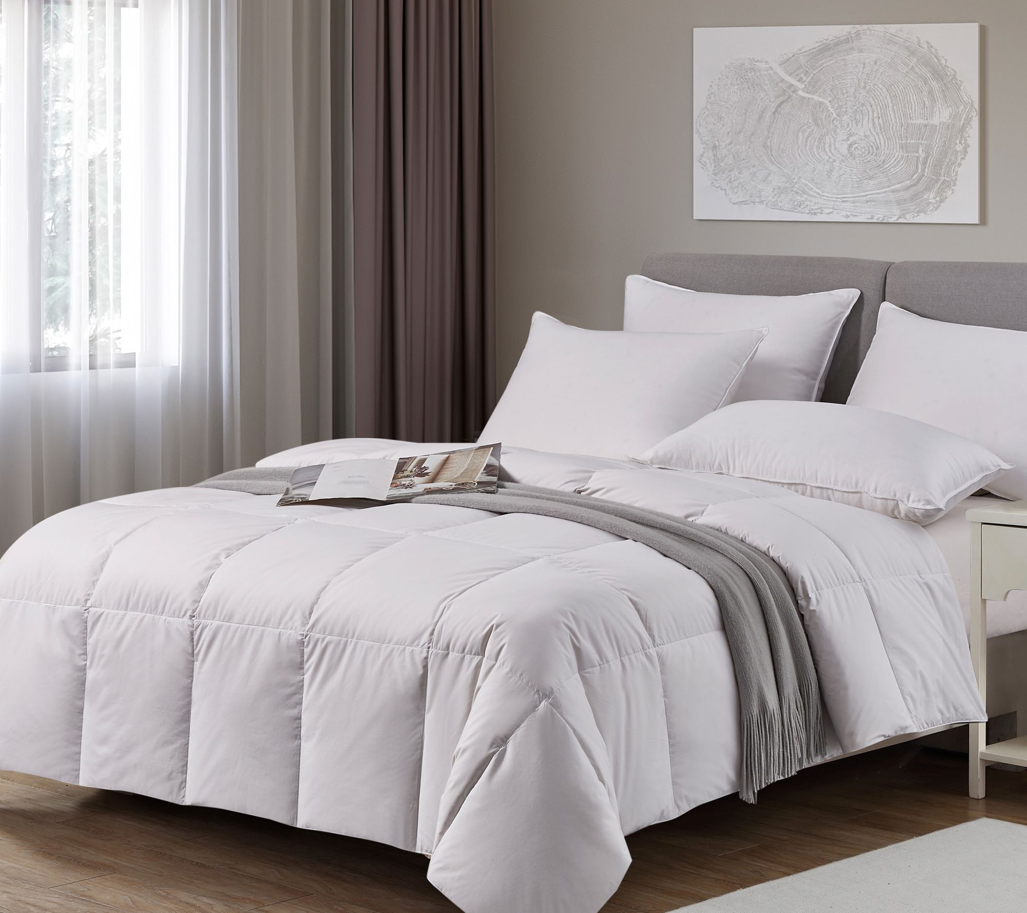 Elle 330TC Light Warm White Down Fiber Comforter Twin