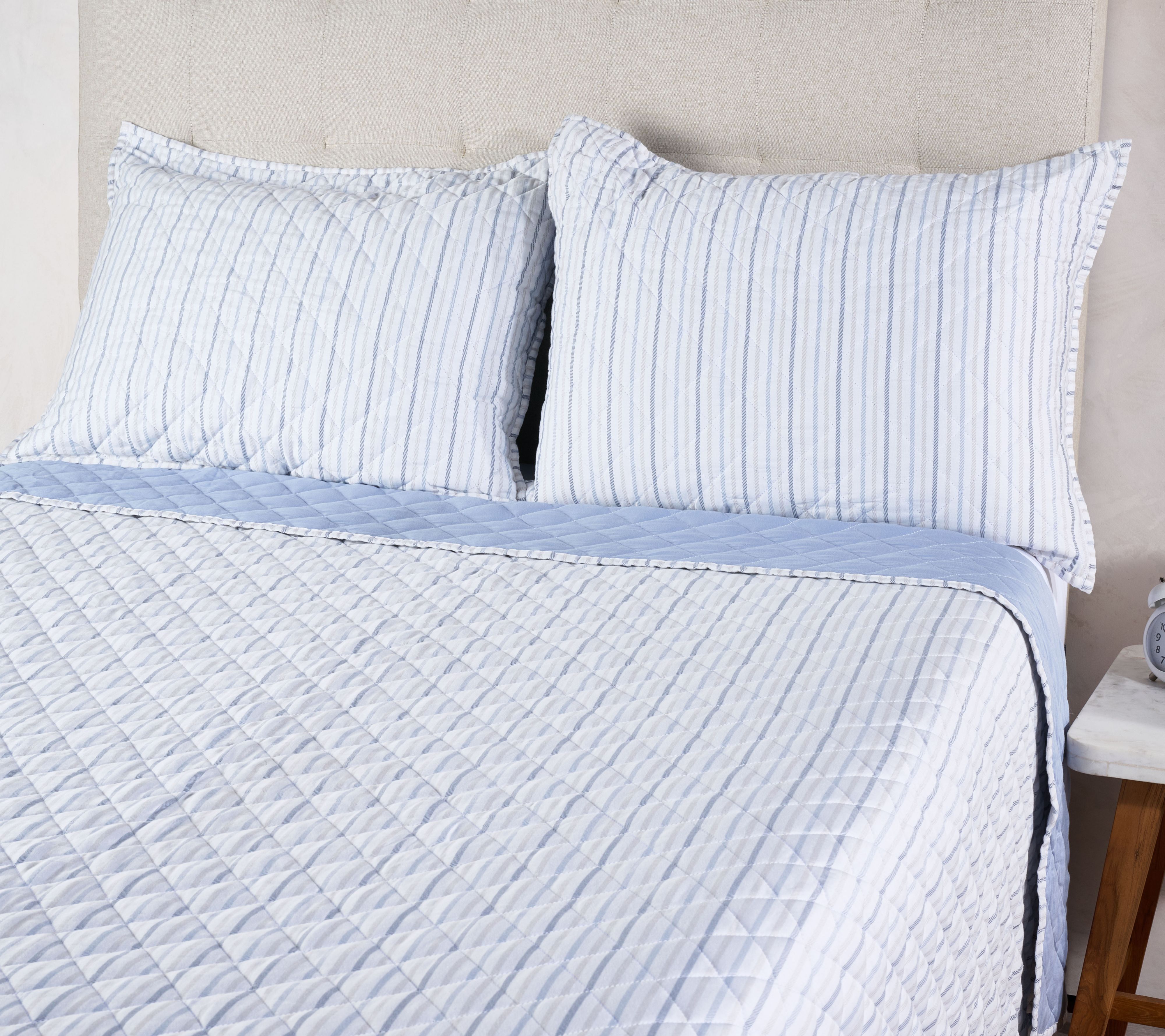  Martha Stewart 2-Piece Striped Coverlet Set Twin