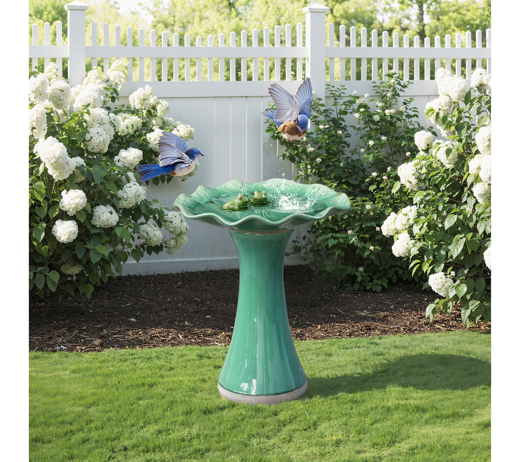 LuxenHome Aqua Green Ceramic Toadstool Birdbathwith Two Frogs