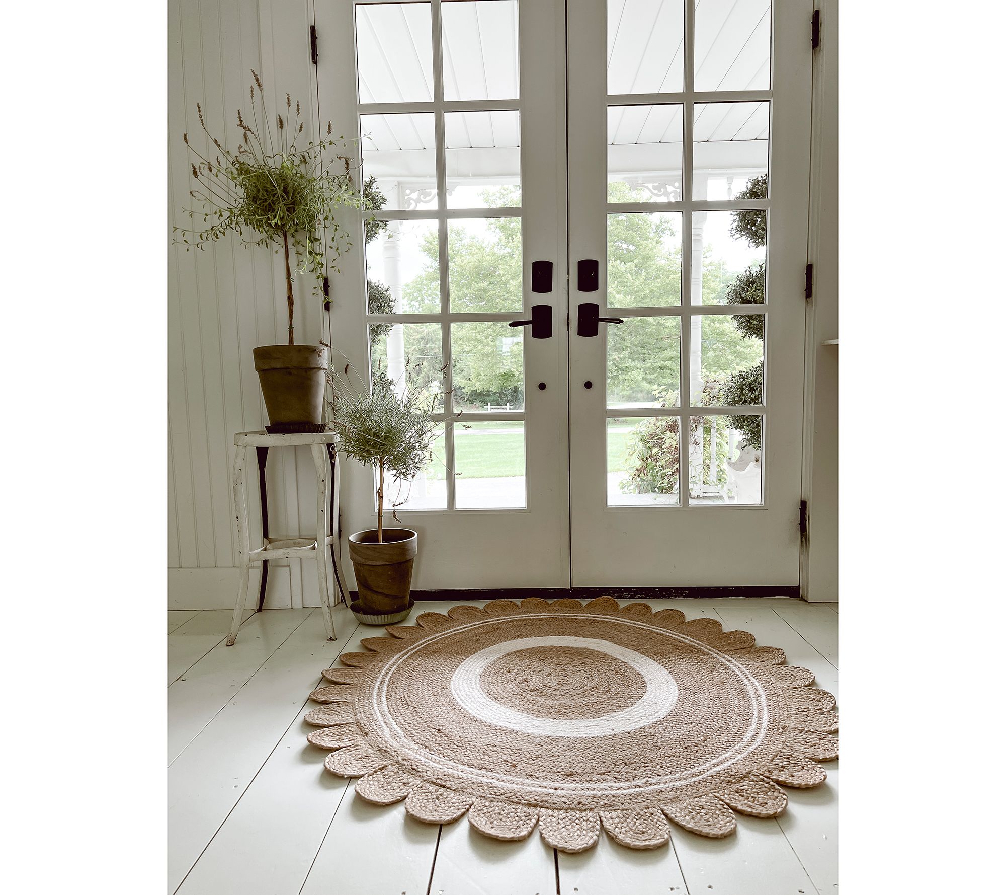 Cozy Cottage By Liz Marie 4 Round Scalloped Edge Rug QVC