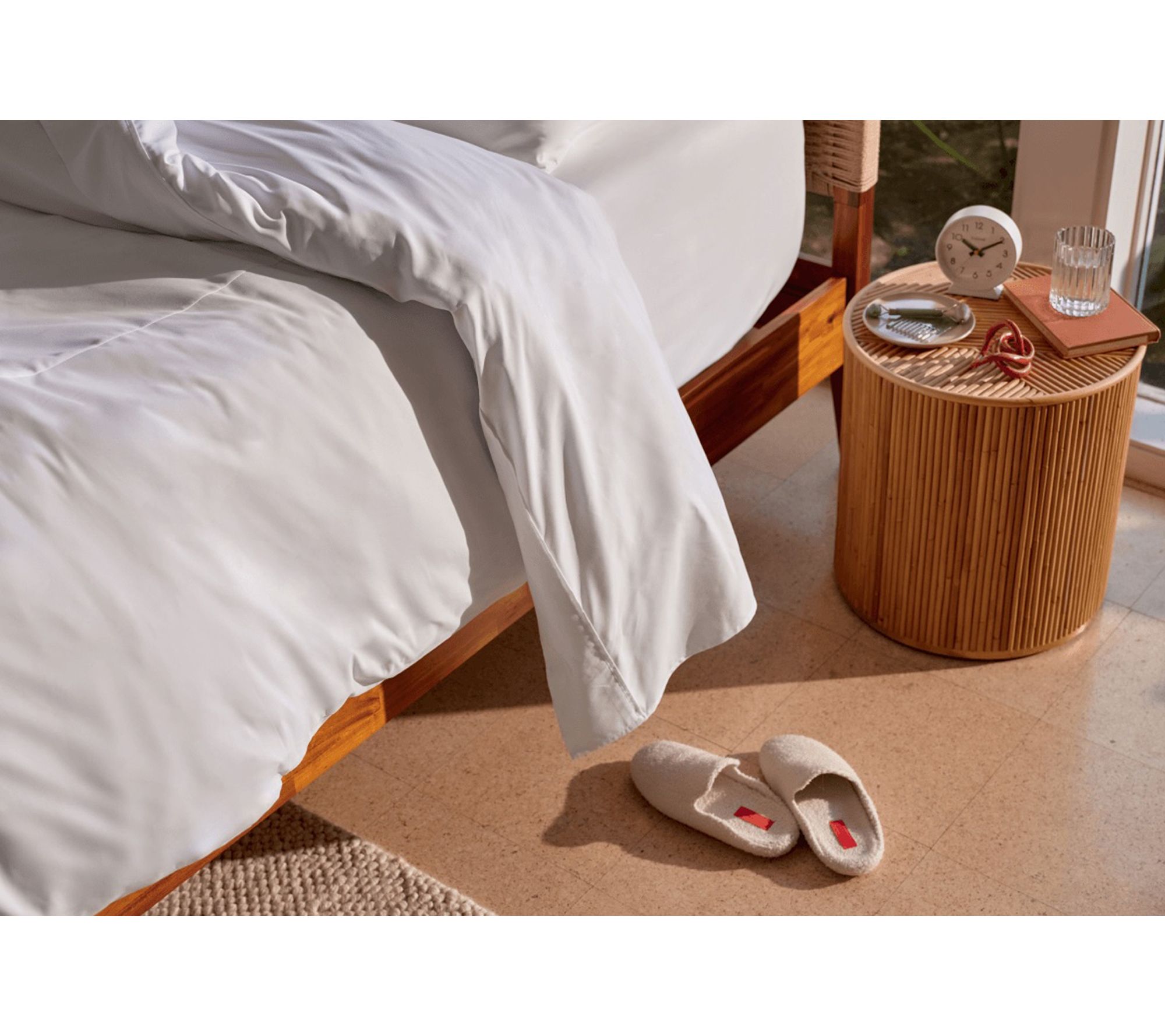 Comphy COOP コンフィーソフトスパ ベッドカバー （クイーン) Amazon.com: Coop Home Goods Comphy SoftSpa Bed Sheet Set of 4
