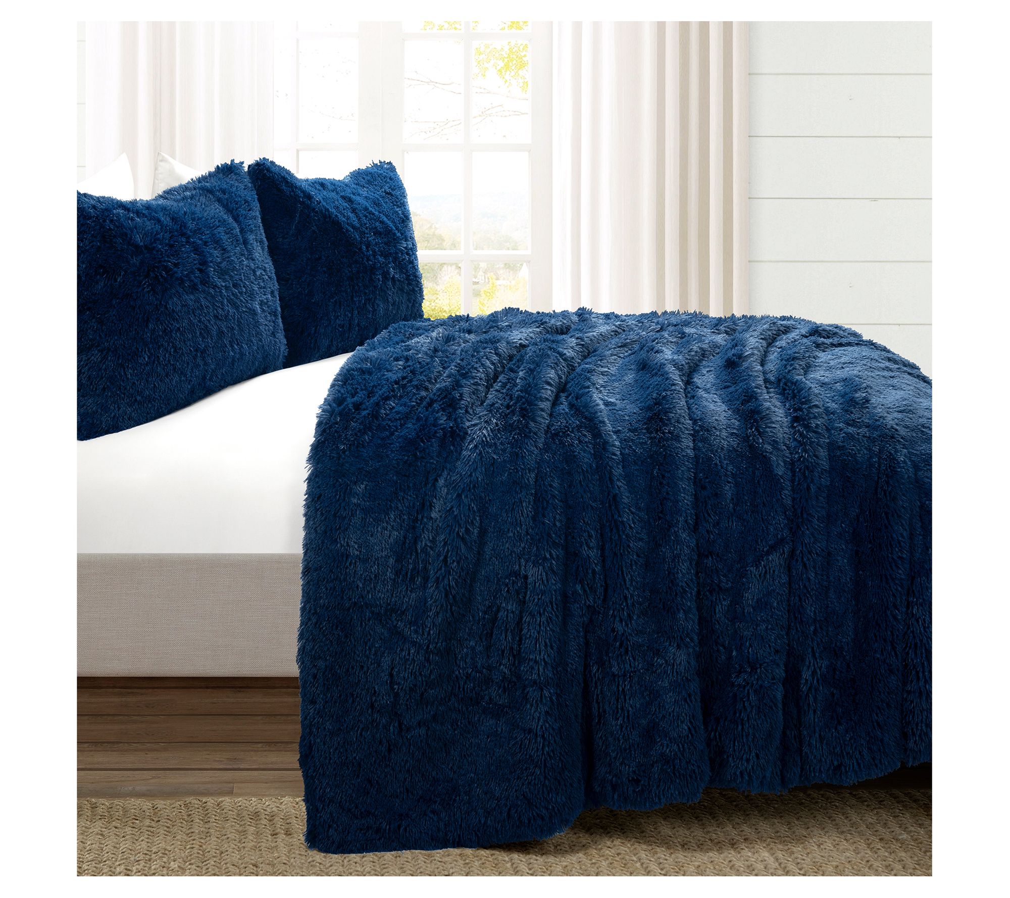 Emma Faux Fur Oversized Comforter Set King by Lush Decor