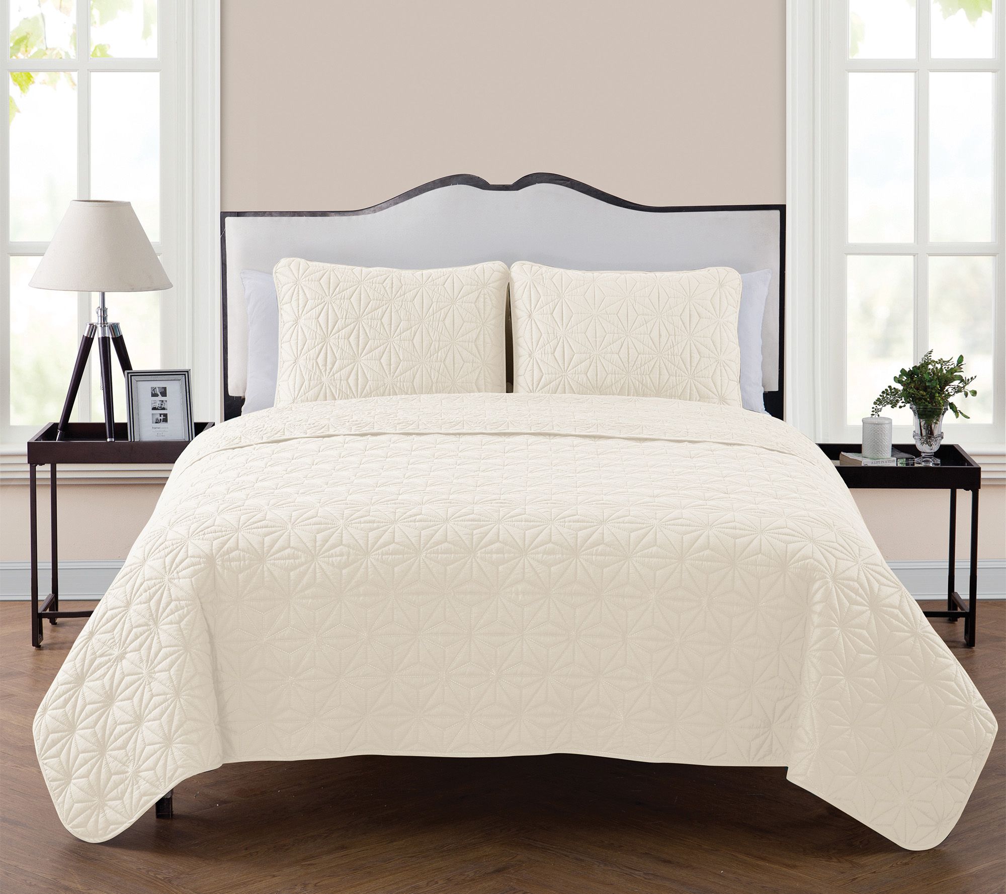 VCNY Home Kaleidoscope Embossed Quilt Set, Full  Queen