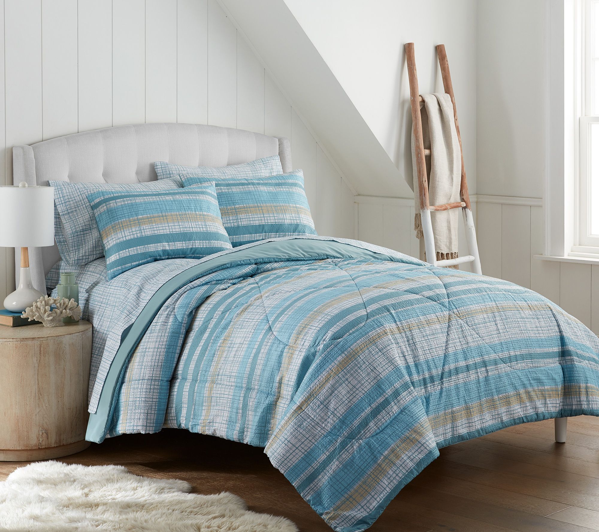 Shavel Home Full Queen Seersucker Comforter Set