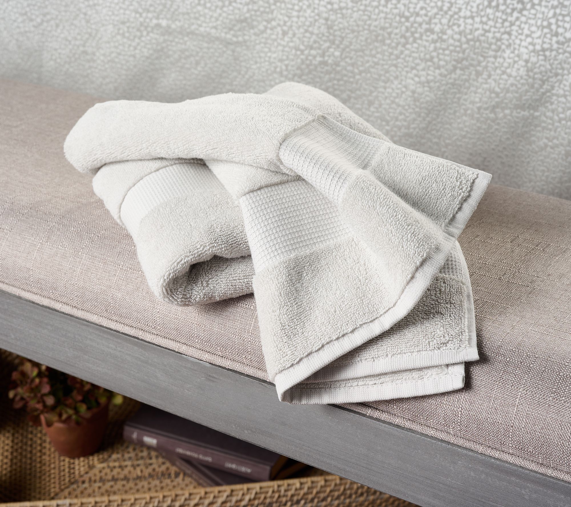  Northern Nights Signature Turkish Cotton 2pc Hand Towels