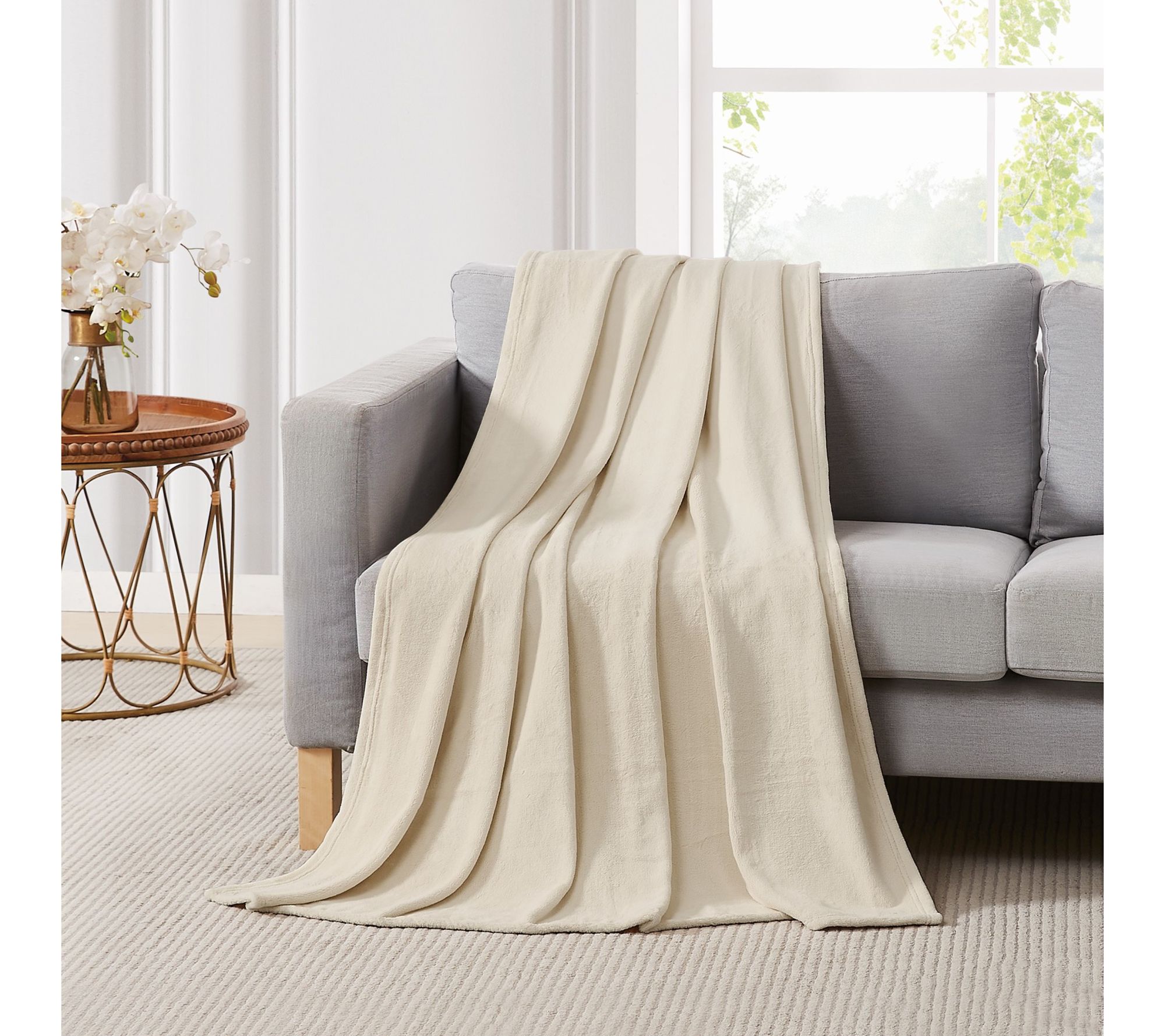 5th Avenue Lux Ultra Plush 50x70 Throw