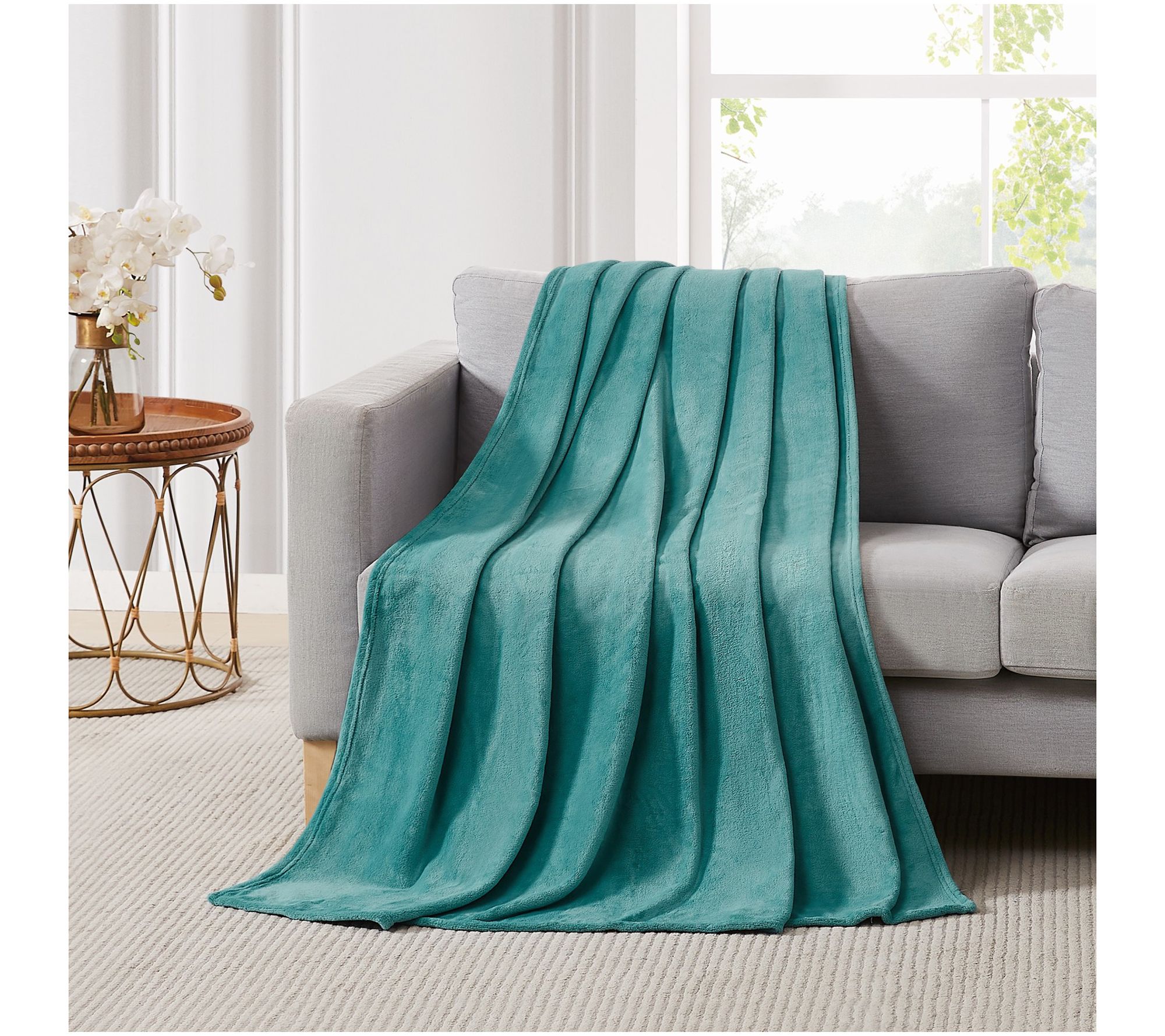5th Avenue Lux Ultra Plush 50x70 Throw