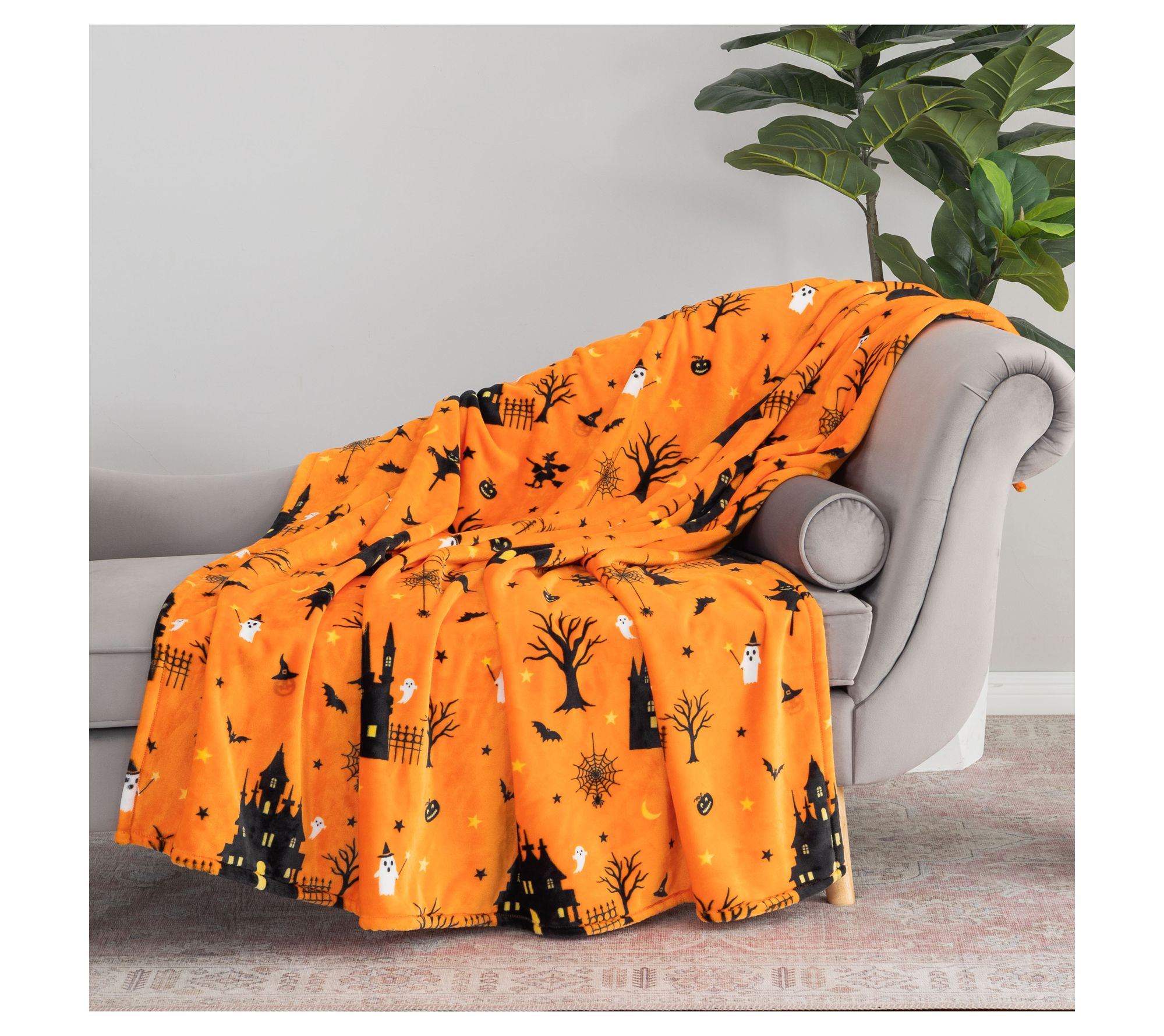 "As Is" Berkshire Halloween Printed Plush 60x70 Throw