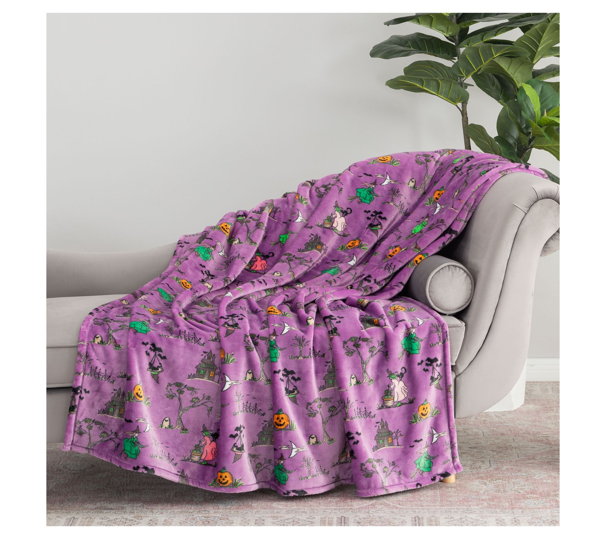 "As Is" Berkshire Halloween Printed Plush 60x70 Throw