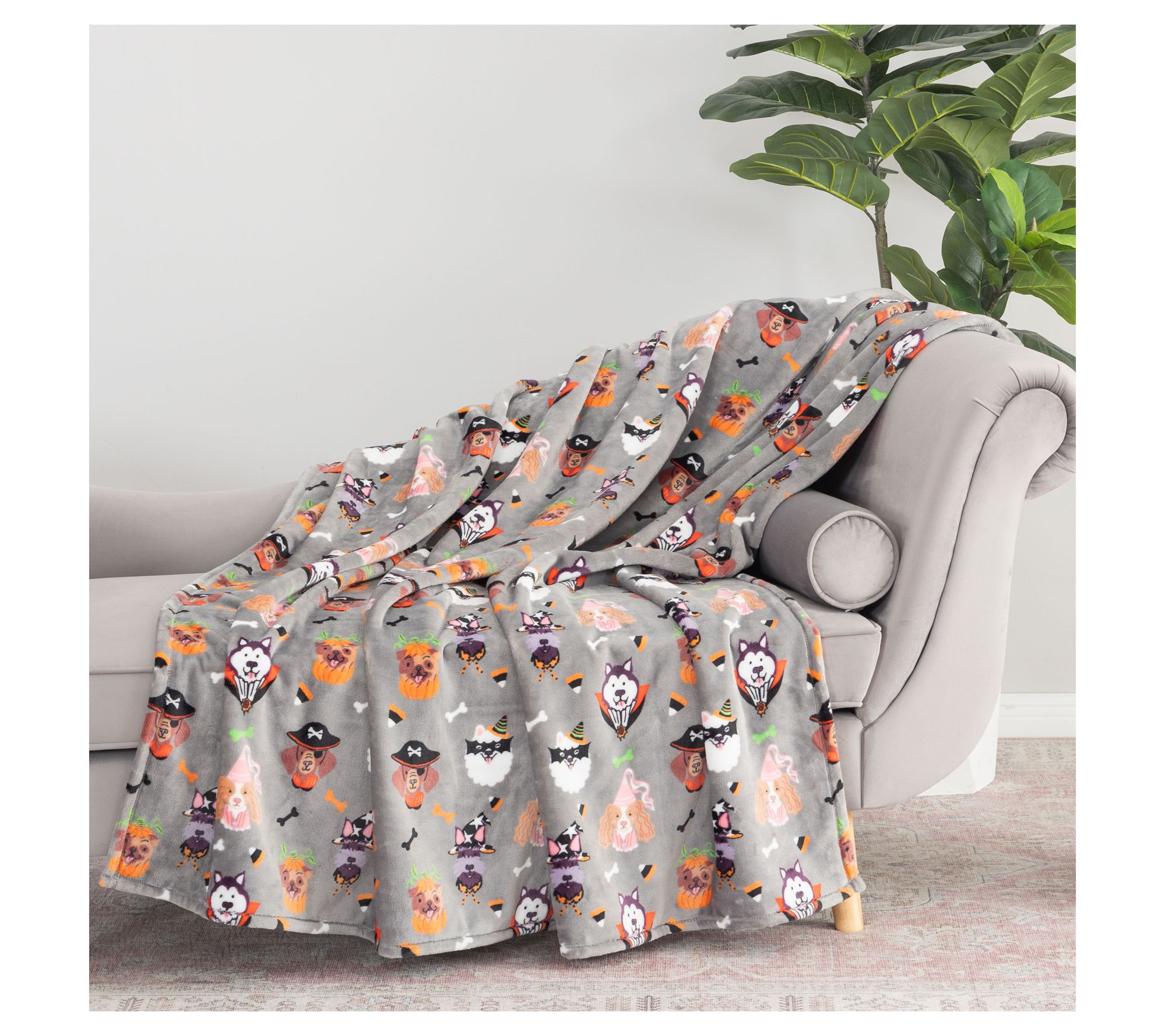 "As Is" Berkshire Halloween Printed Plush 60x70 Throw