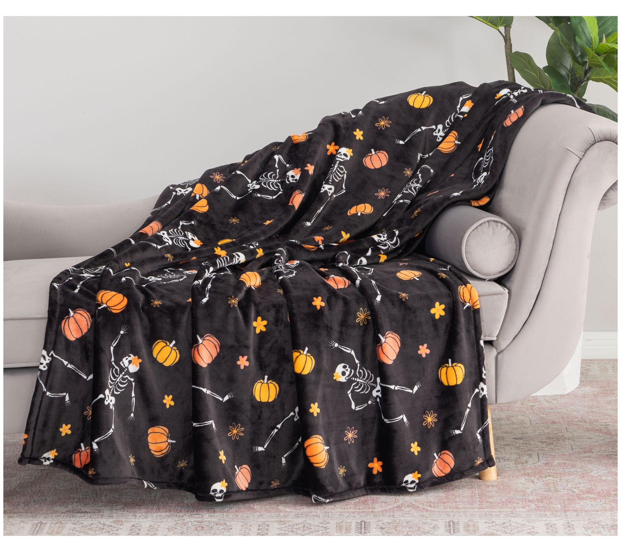 "As Is" Berkshire Halloween Printed Plush 60x70 Throw