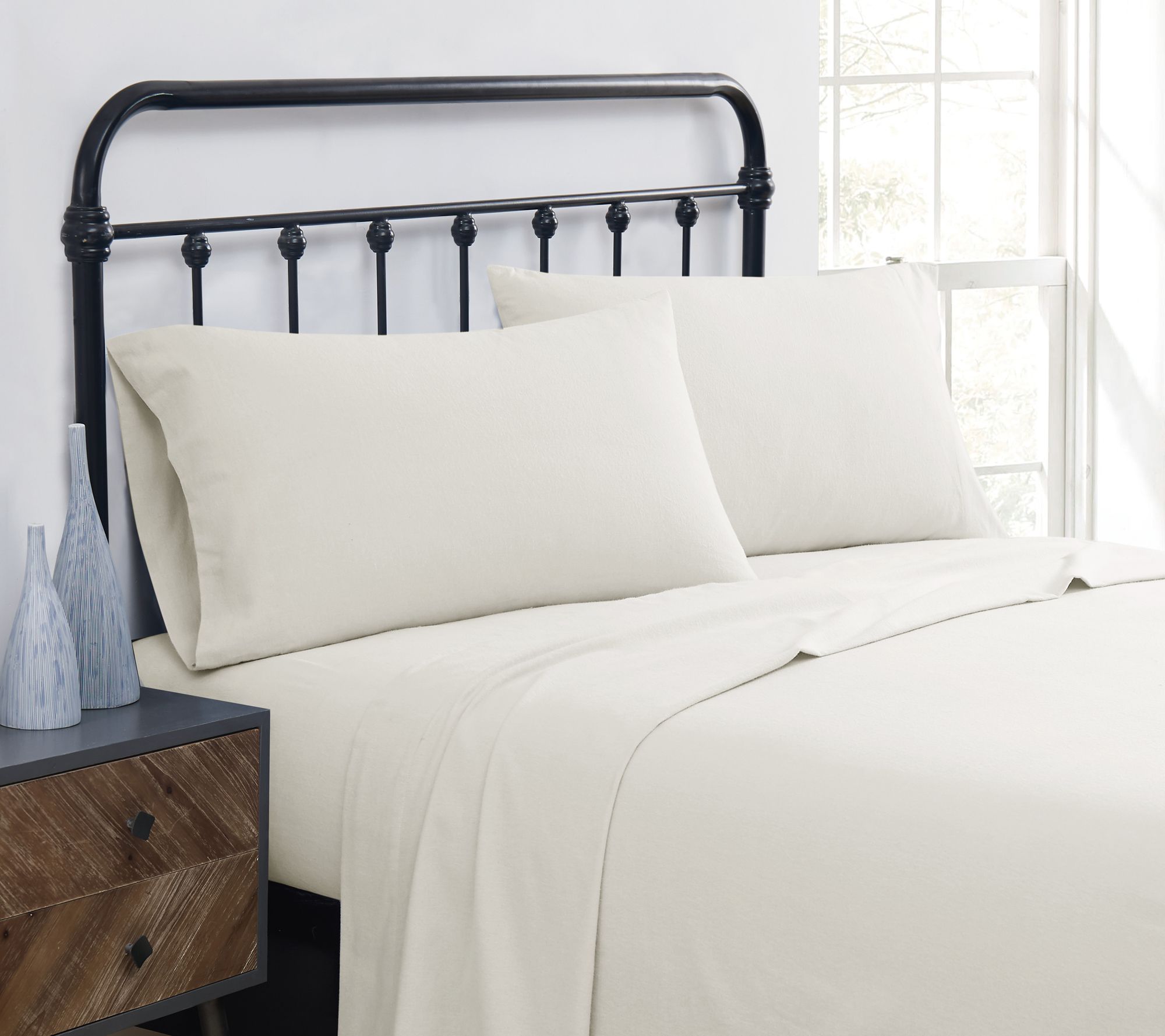 Truly Soft Solid Flannel 4 Piece Full Sheet Set