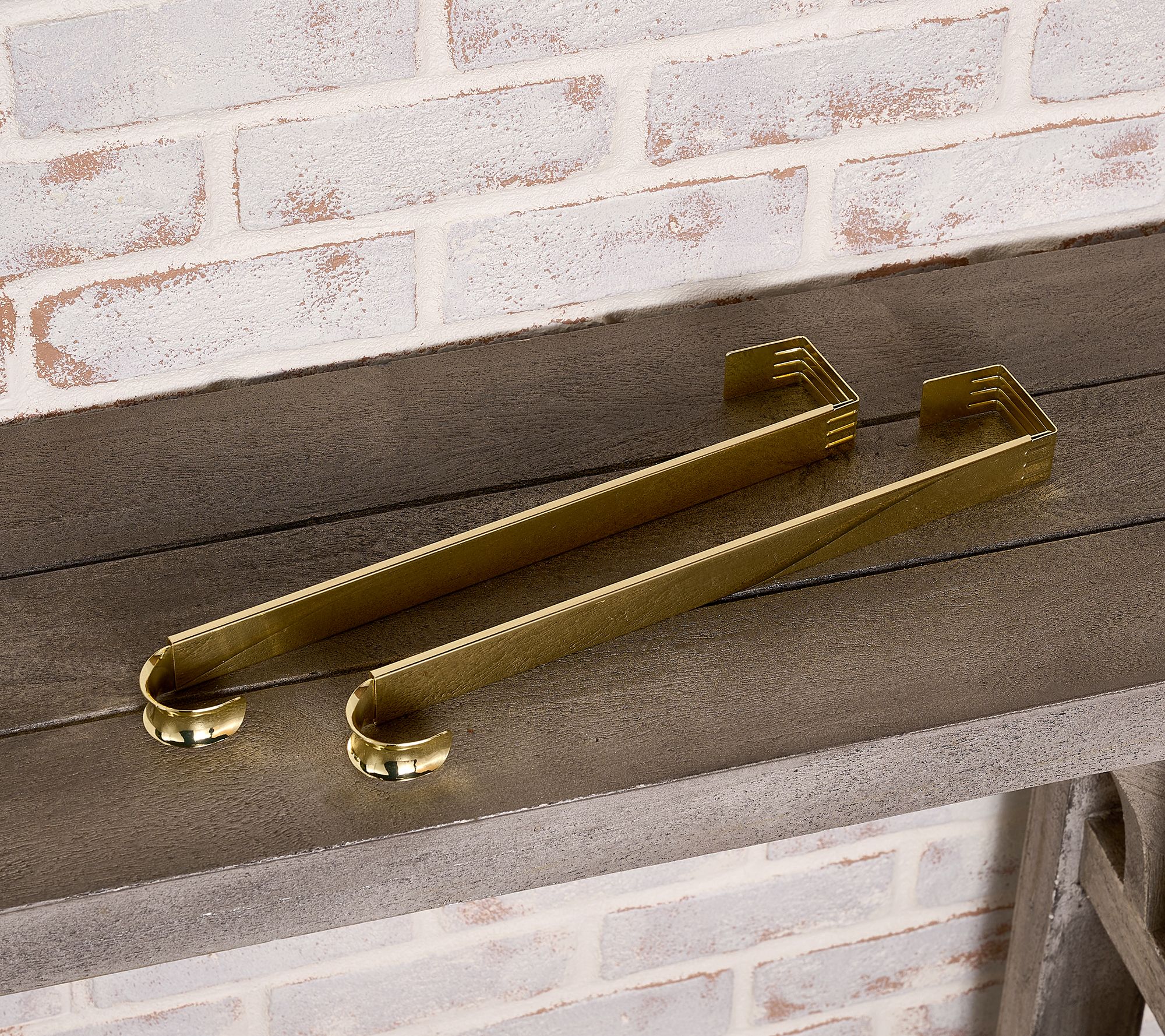 Home Reflections Set of 2 Adjustable Wreath Hangers