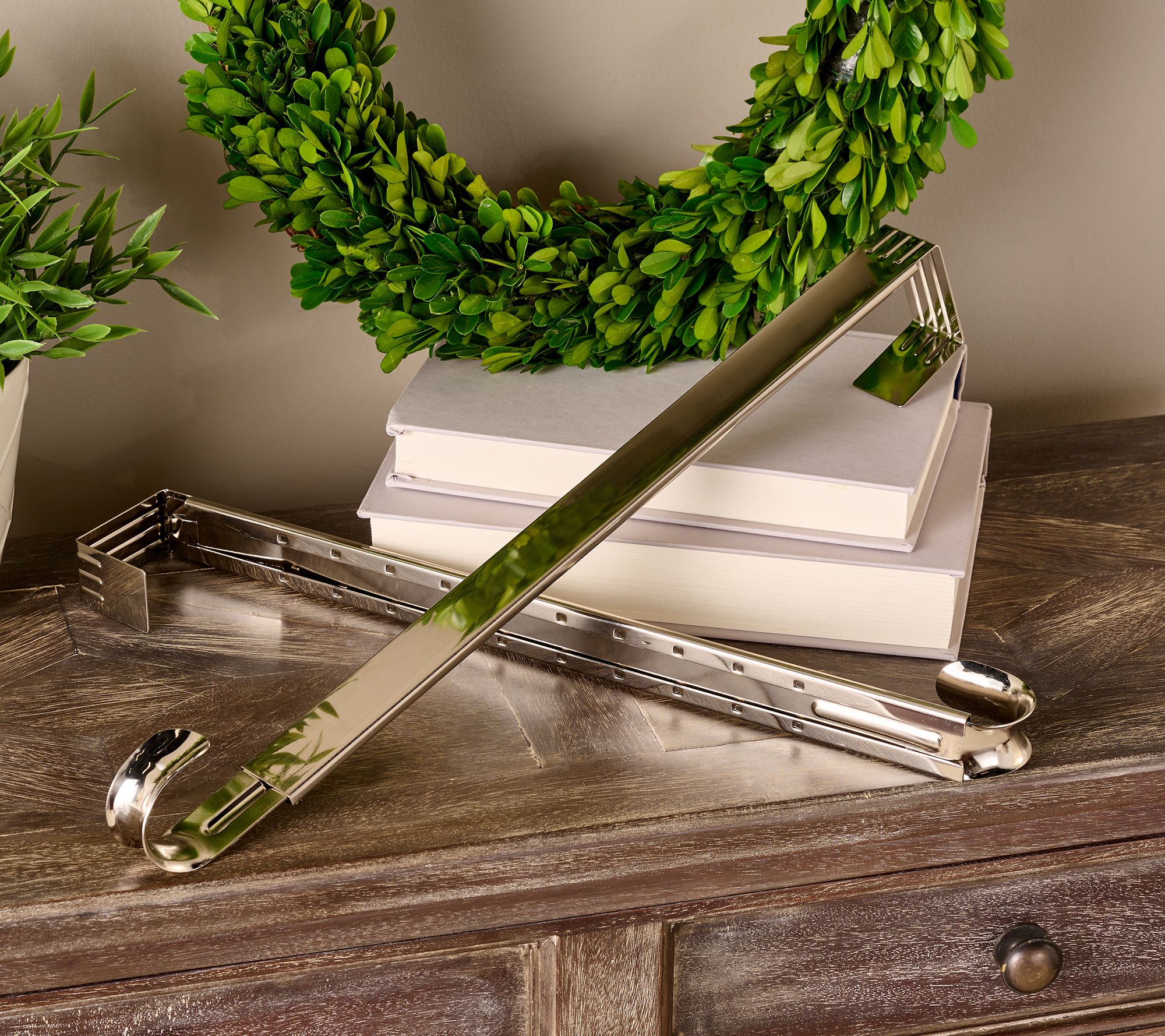 Home Reflections Set of 2 Adjustable Wreath Hangers