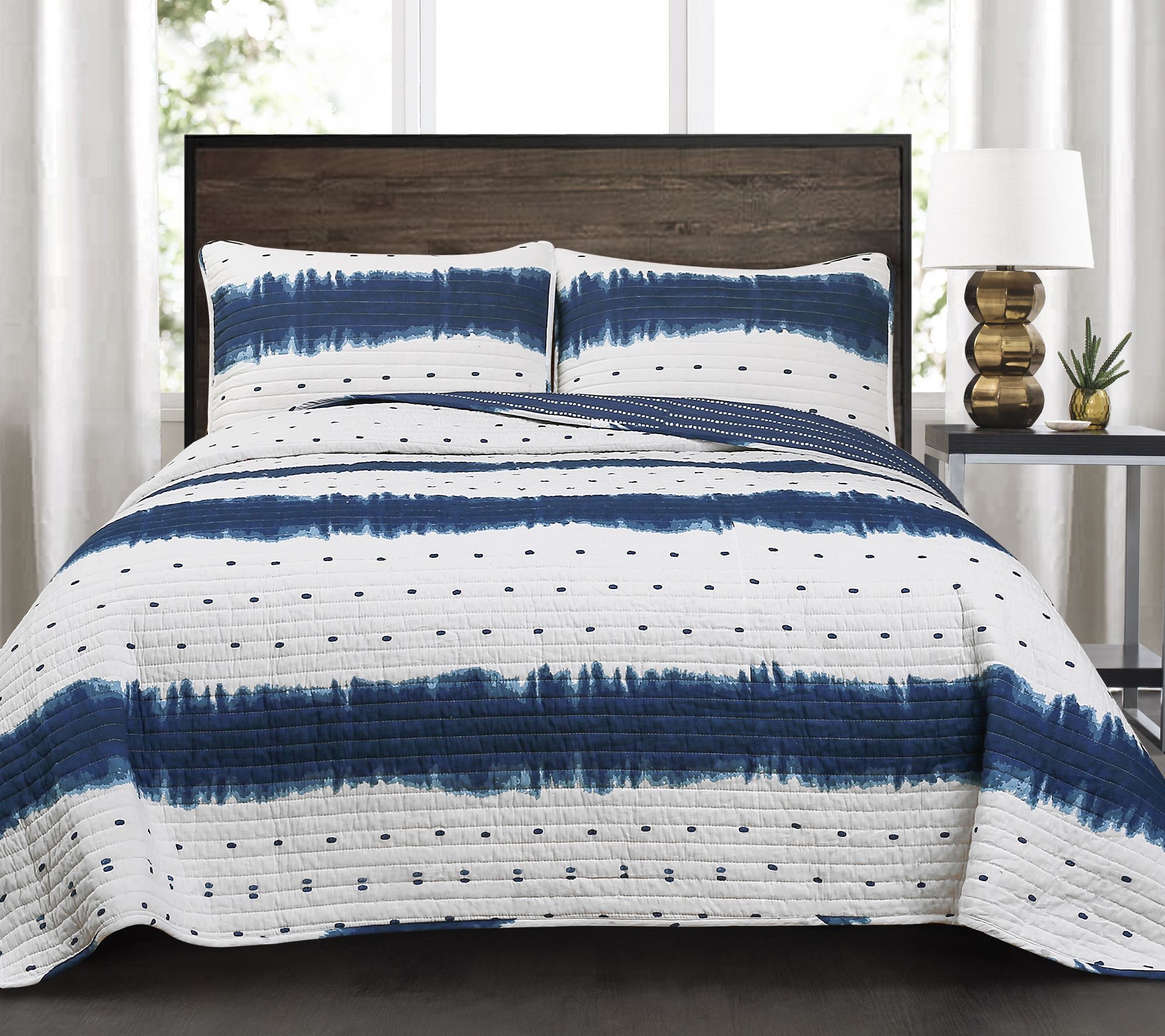 Jane Shibori 3-Piece FL/QN Navy Quilt Set by Lush Decor - QVC.com