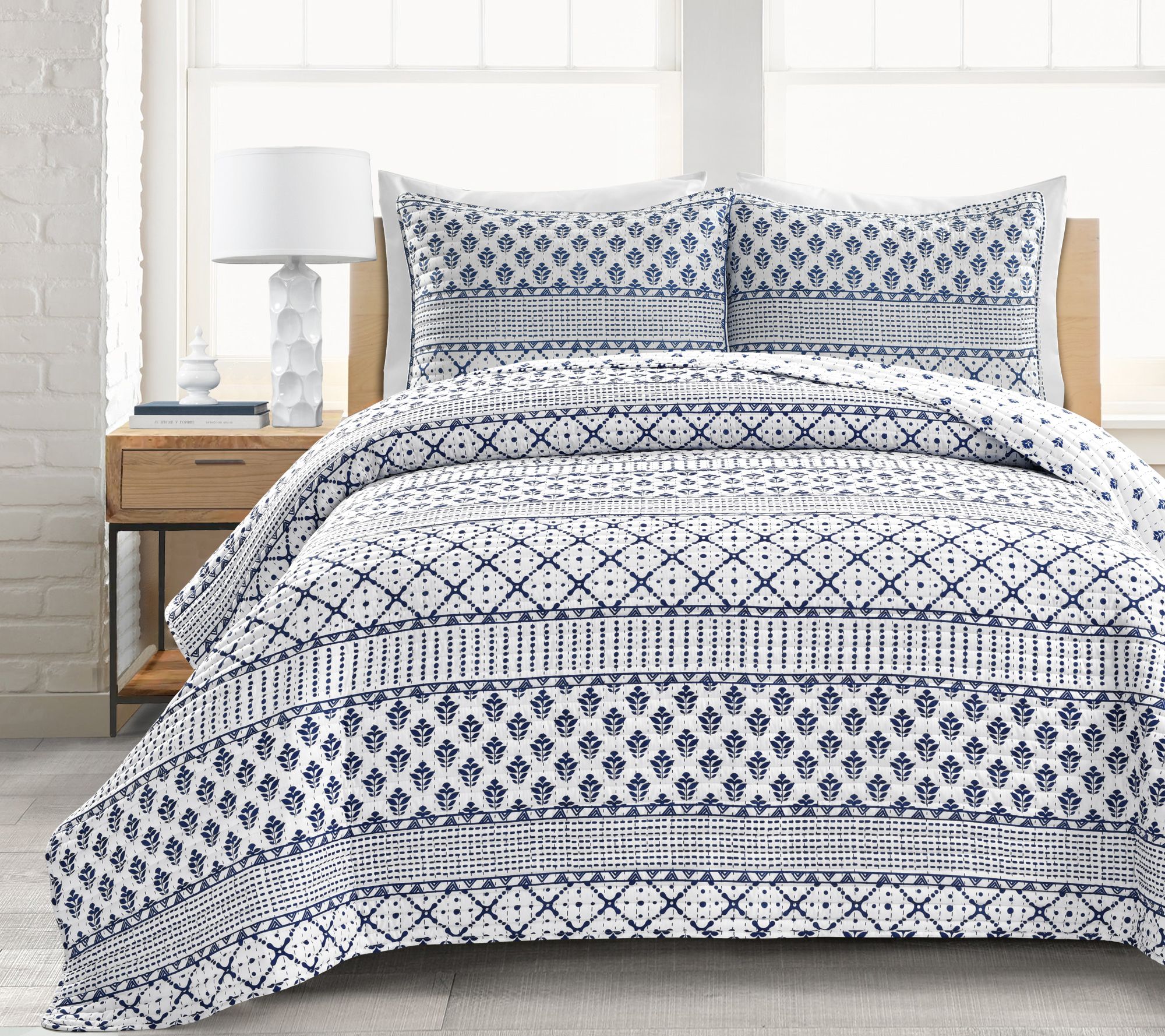 Monique Stripe 3Pc King Quilt Set by Lush Decor