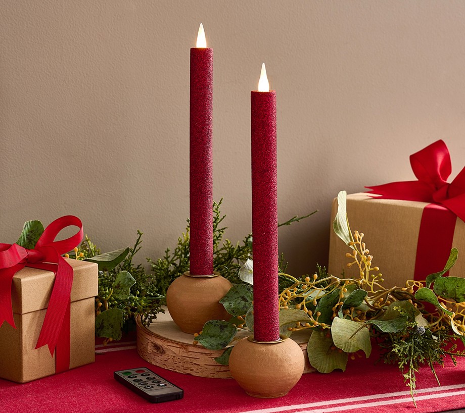 Home Bliss S/2 Rechargable Glitter Tapers with Base and Remote