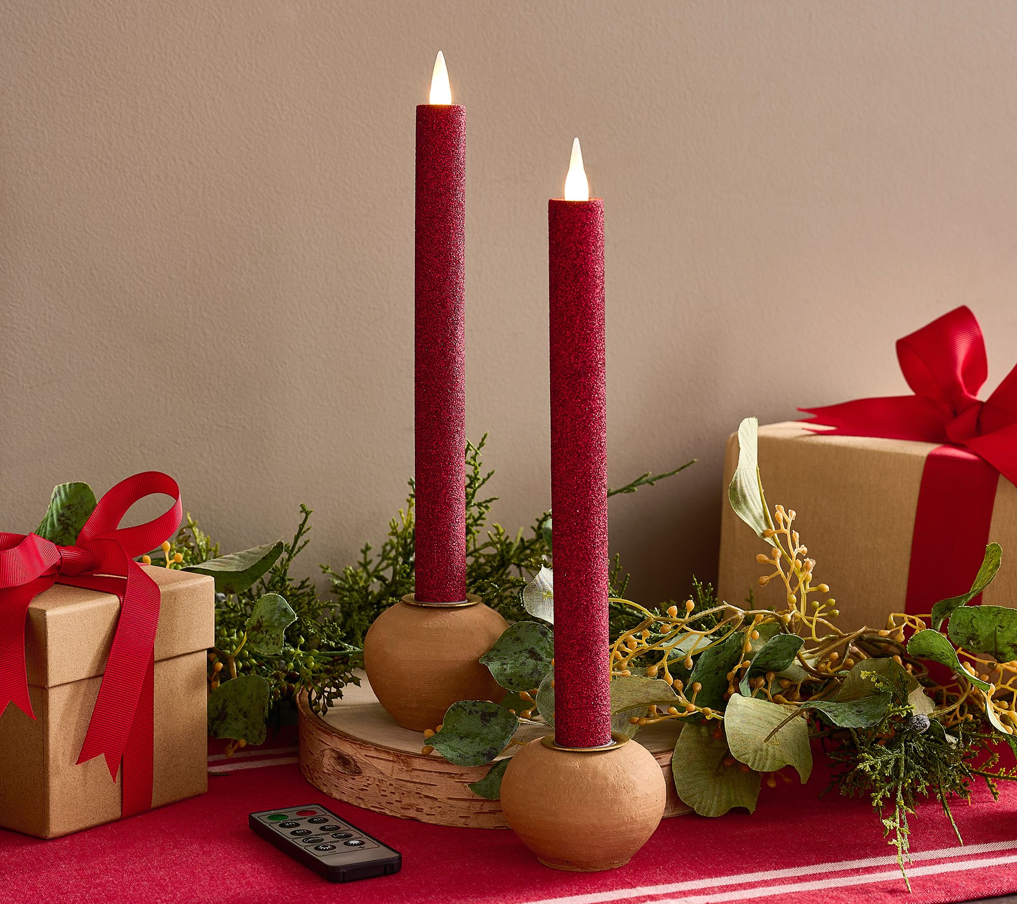 Home Bliss S/2 Rechargable Glitter Tapers with Base and Remote