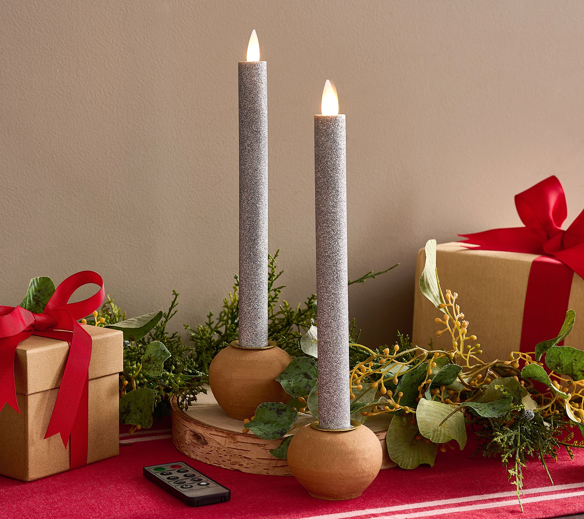 Home Bliss S/2 Rechargable Glitter Tapers with Base and Remote