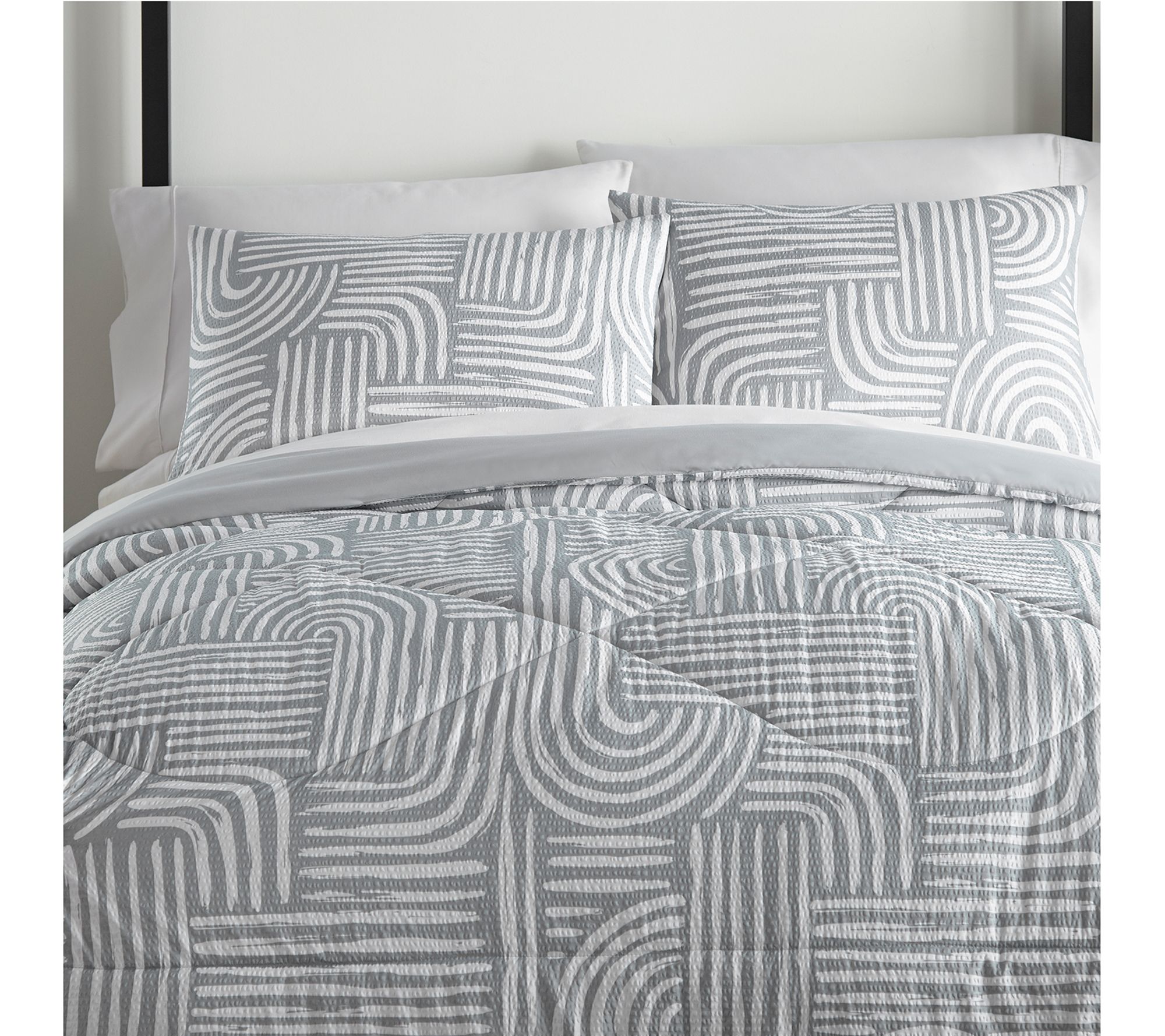 Shavel Home Twin Seersucker Comforter Set