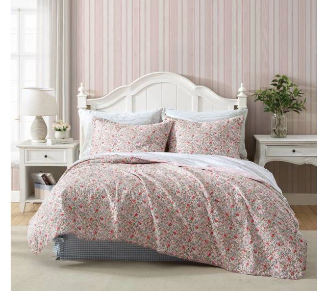 Laura Ashley Rowena Pink King Quilt | QVC