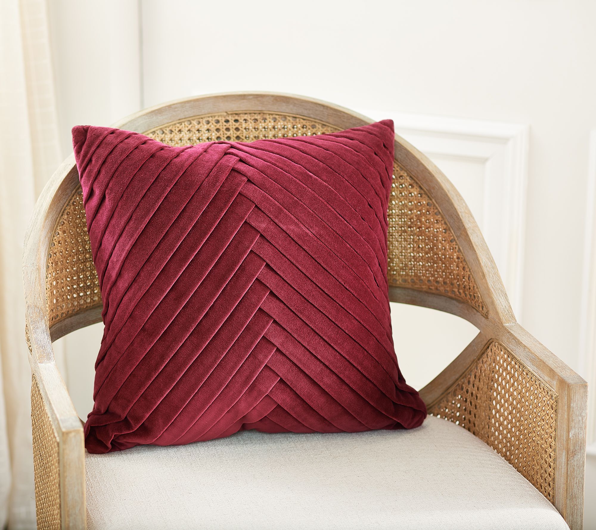 Luxe Rachel Zoe  Home Décor, Decorative Pillows & More 