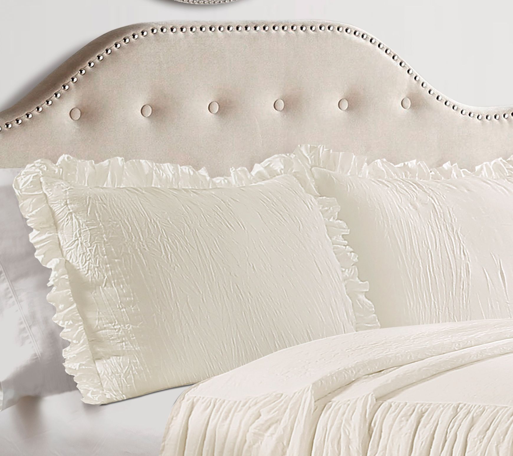 Ruffle Skirt Bedspread 3Pc Set Cal King by LushDecor