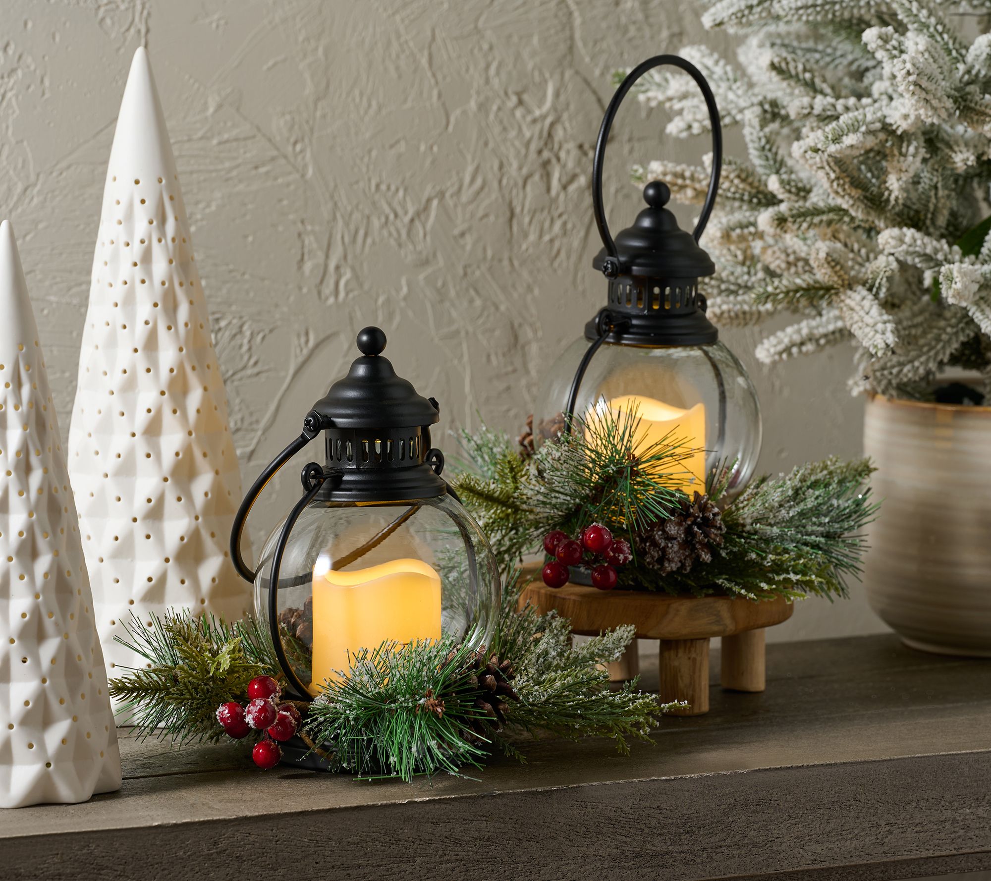 Home Reflections Indoor/Outdoor S/2 8" Hanging Lanterns