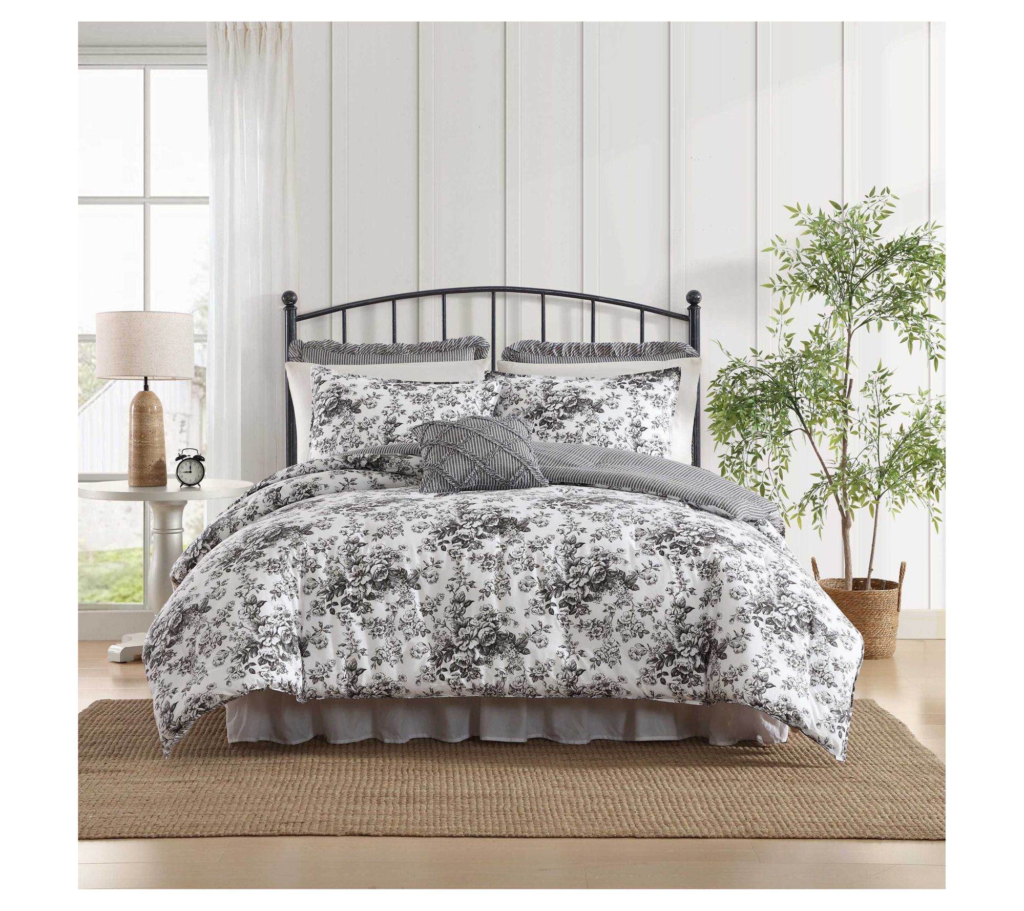 Laura Ashley Toile Delight Grey Full/Queen Comforter Sham Set