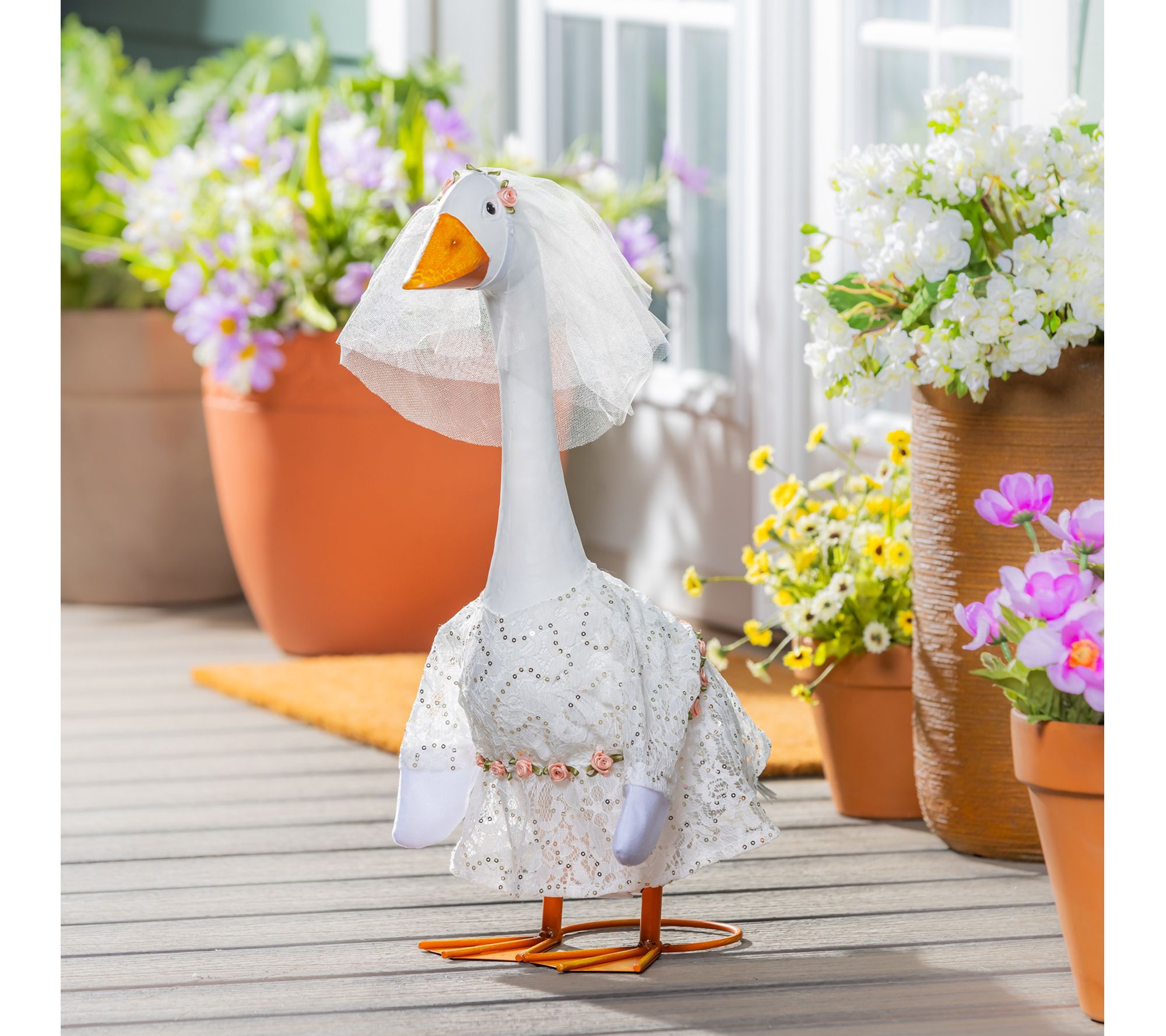 Evergreen Giddy the Porch Goose Statue & OutfitSet
