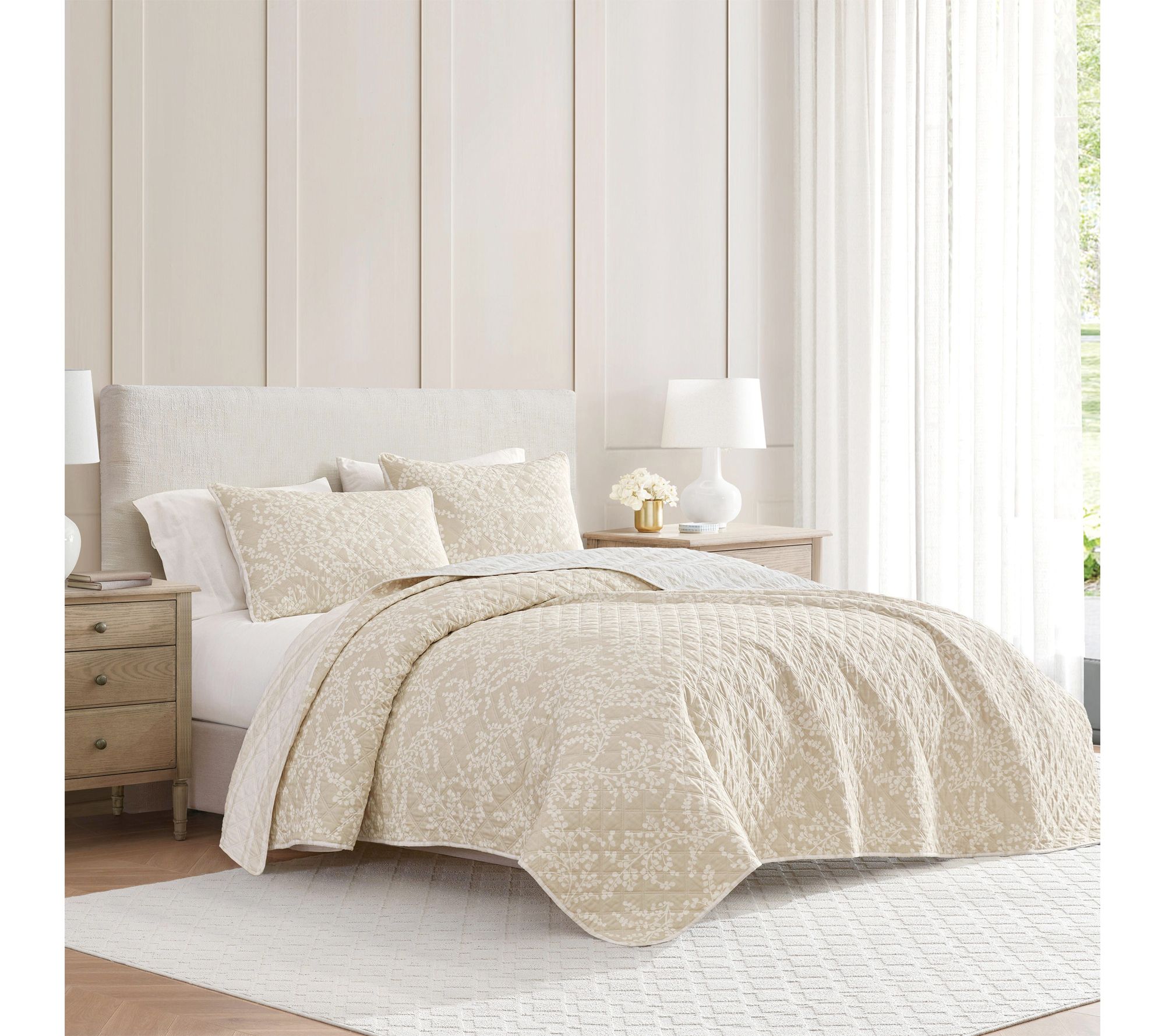 Martha Stewart Branches Beige/White Cotton TwinQuilt Set
