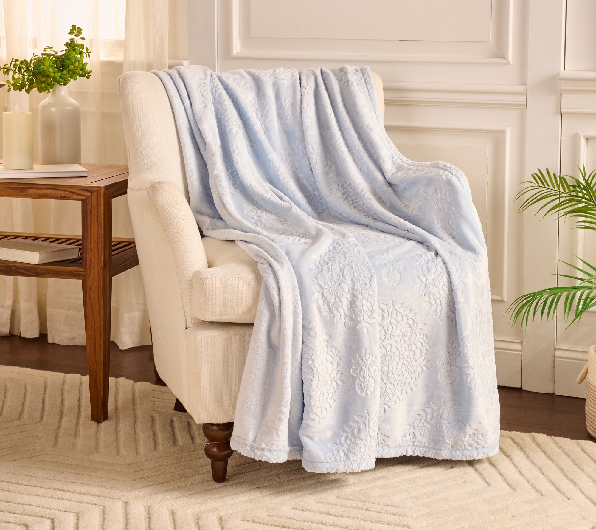 "As Is" Home Reflections 60x70 Layla Sculpted Floral Plush Throw