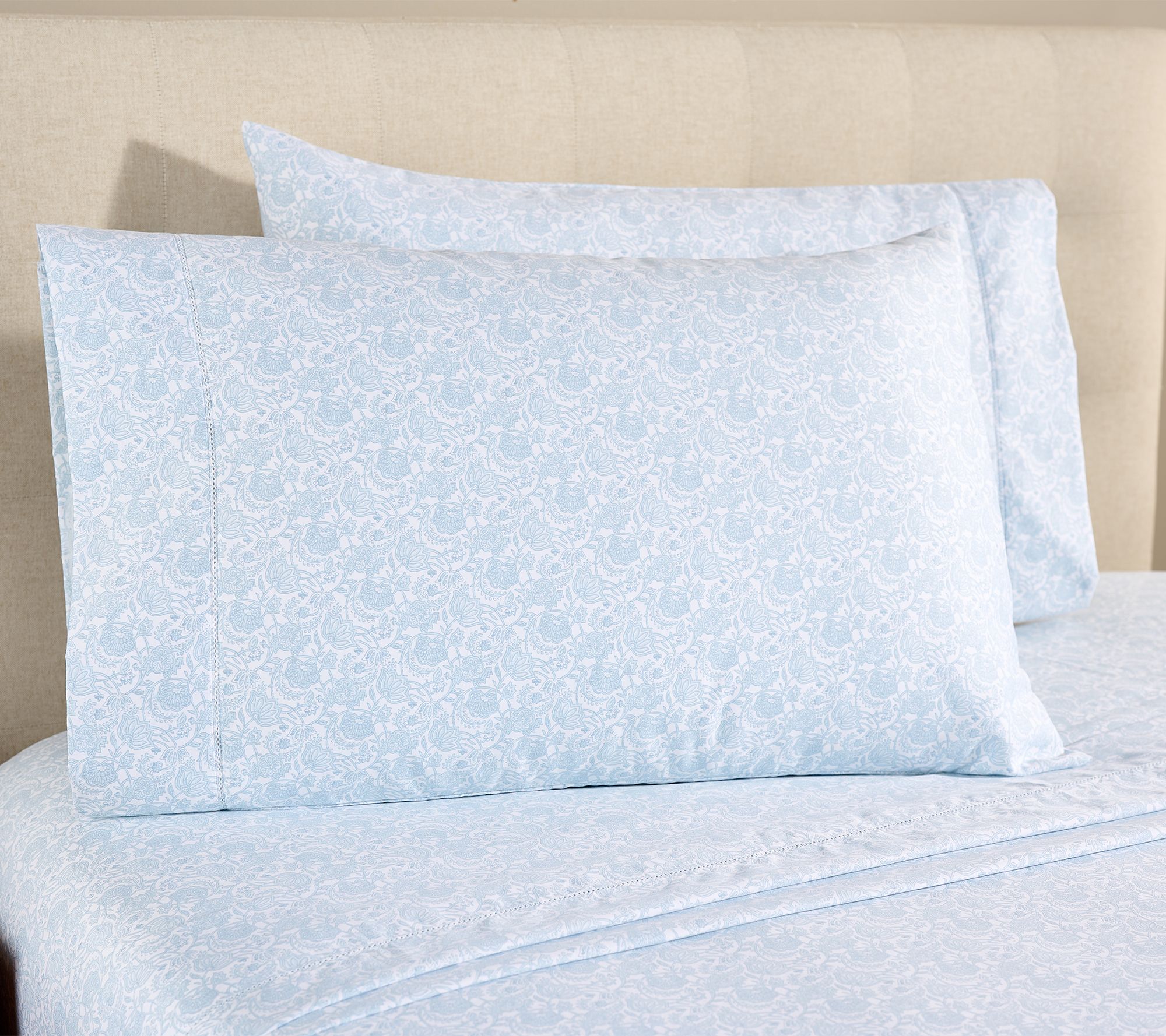 "As Is" Northern Nights Infinity Weave 700TC Cotton 2 Pillowcases