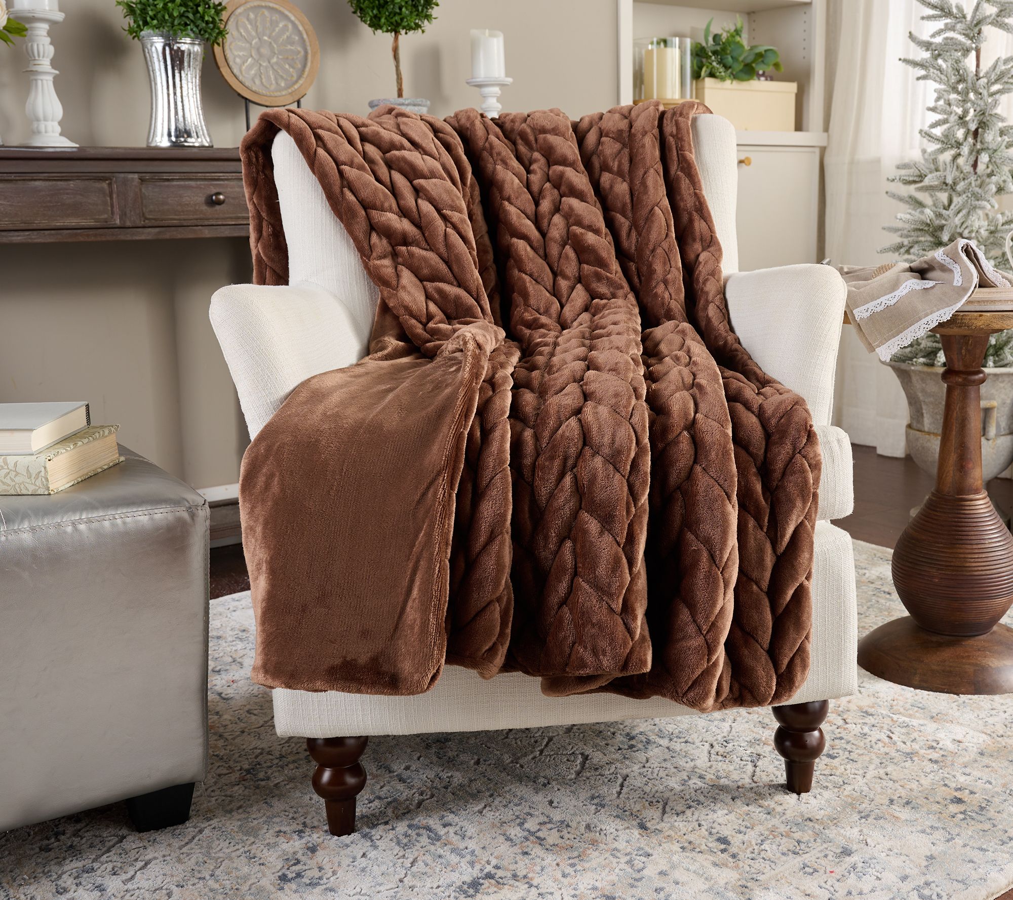 Northern Nights Braided Plush Velvet 60x70 Throw with Gift Box