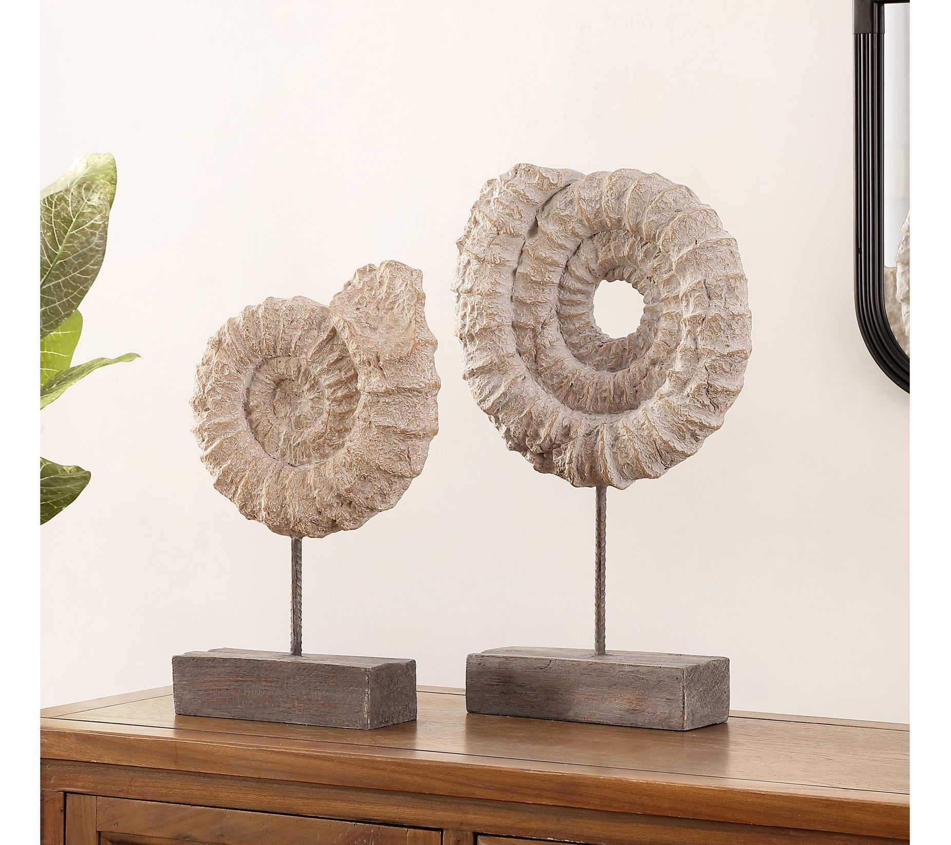 Safavieh Toren Set Of 2 Ammonite Shell Table Decor