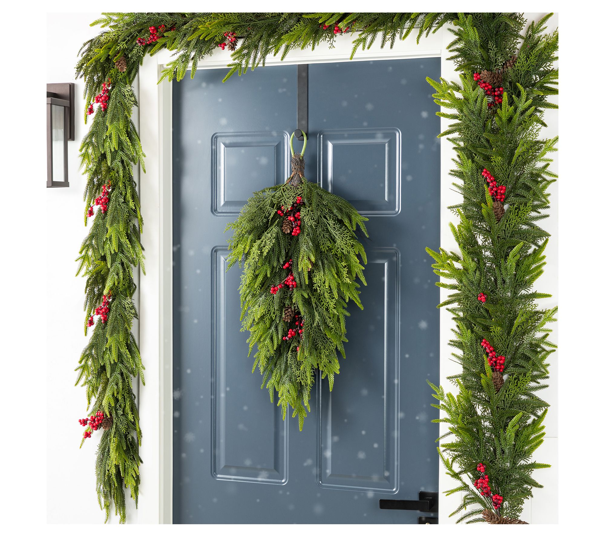 Glitzhome 31.5" Christmas Greenery Pinecones &Berries Swag