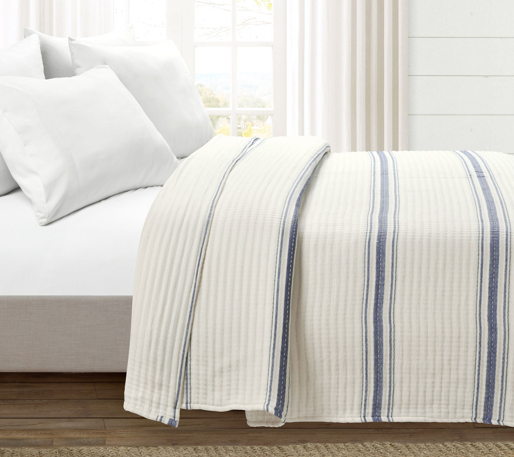 Farmhouse Strip e Kantha Yarn D yed Cotton Wove n FL/QN  Quilt