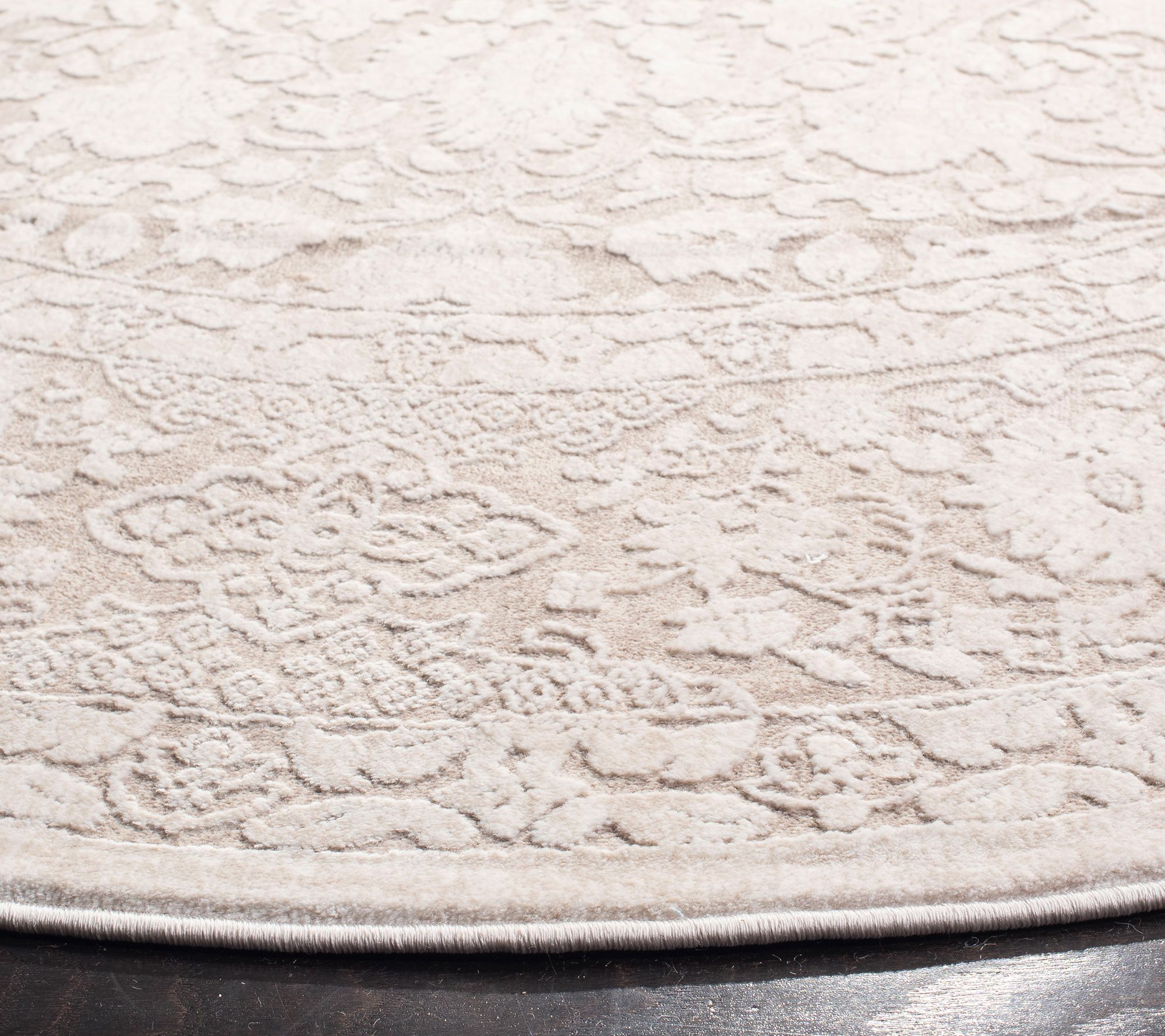 Reflection 667 Collection 6'7" Round Rug