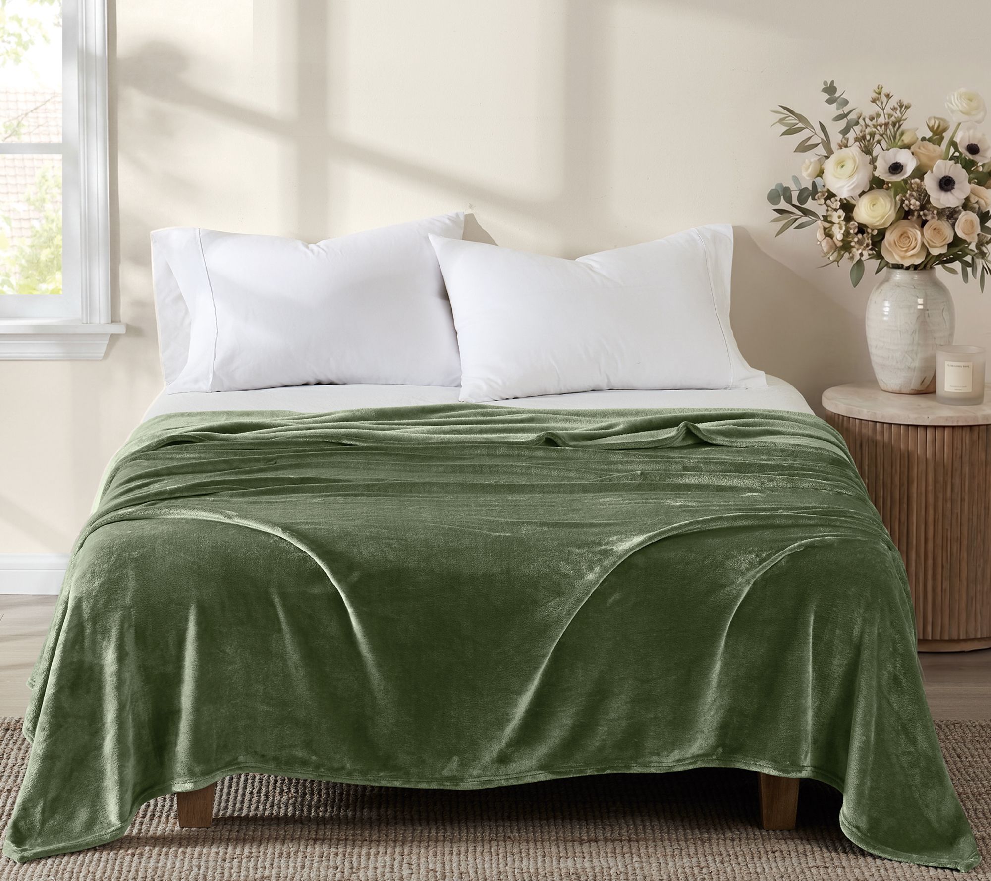 Truly Soft Velvet Plush King Blanket